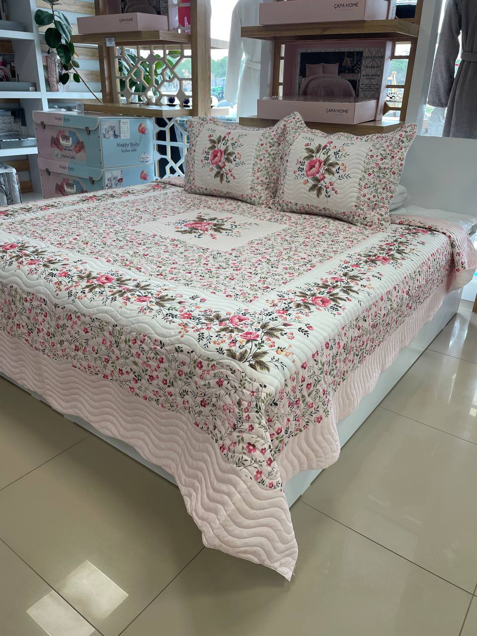 Çift Kişilik Battal Boy  Yatak Örtüsü Takımı Mia