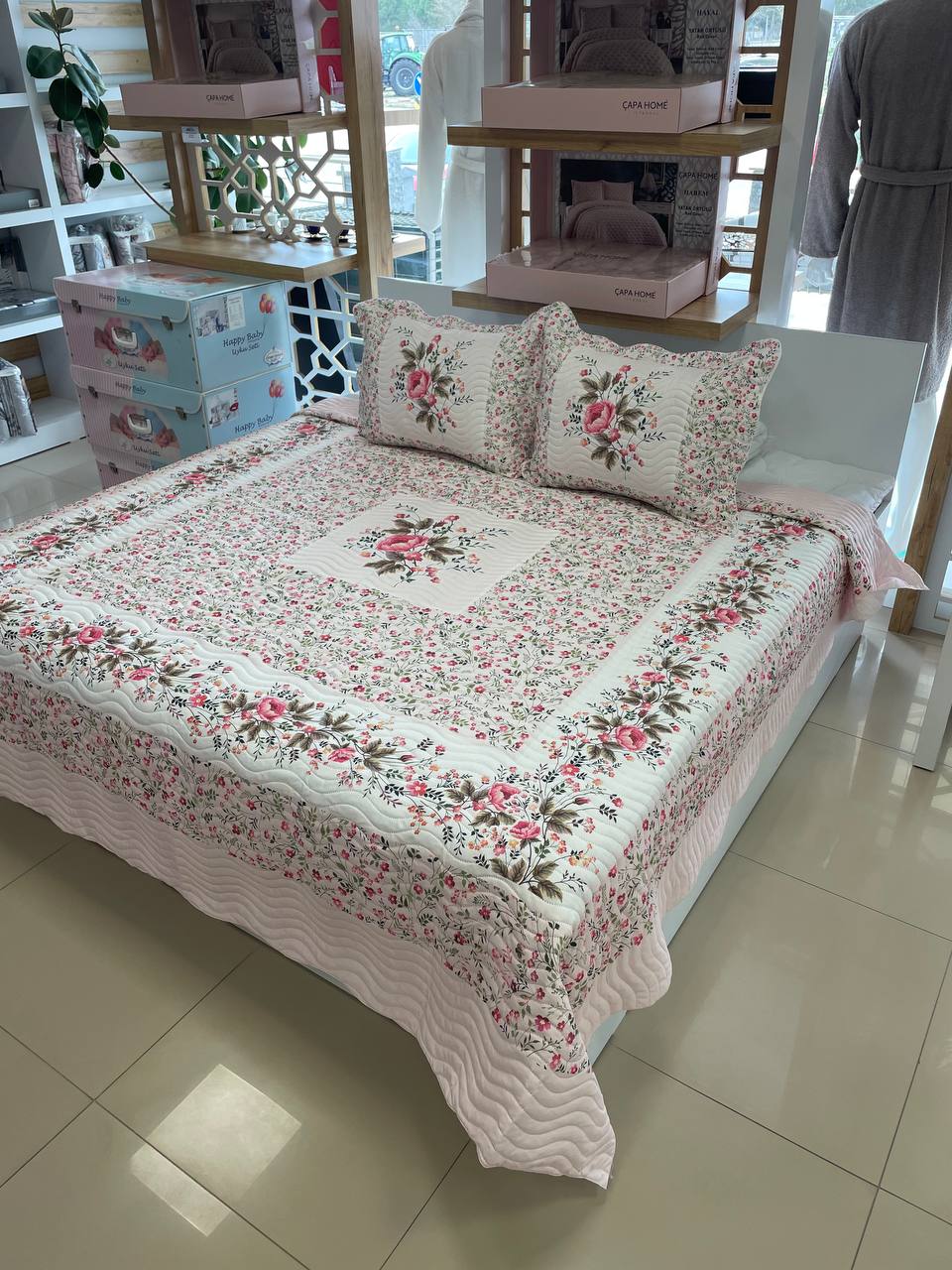 Çift Kişilik Battal Boy  Yatak Örtüsü Takımı Mia