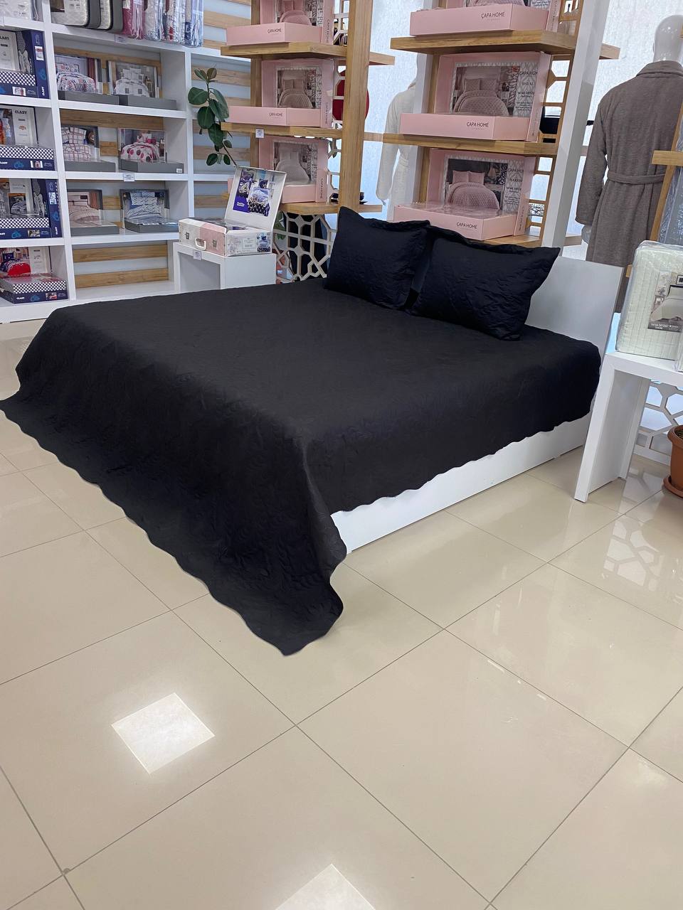 Çift Kişilik Battal Boy  Yatak Örtüsü Takımı Siyah