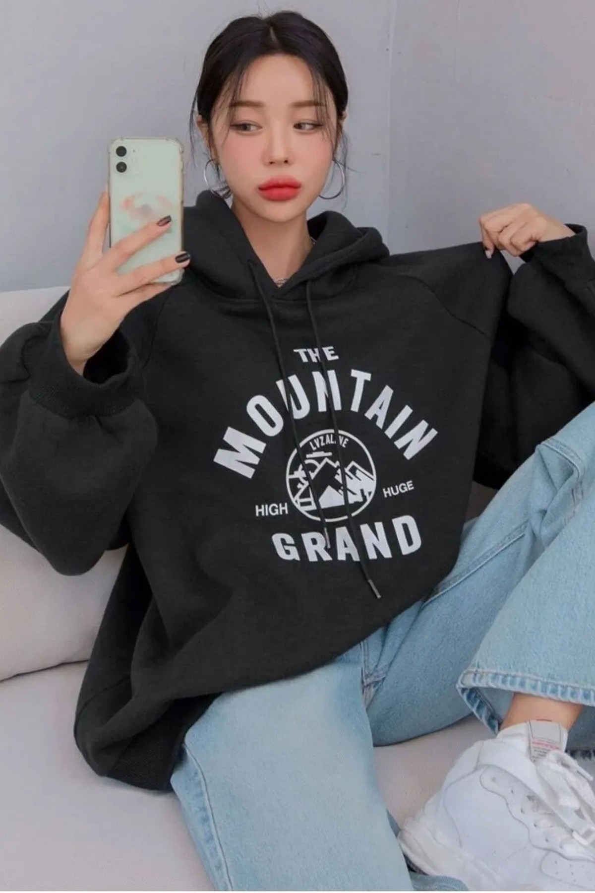 Unisex The Mountain Baskılı Sweatshirt