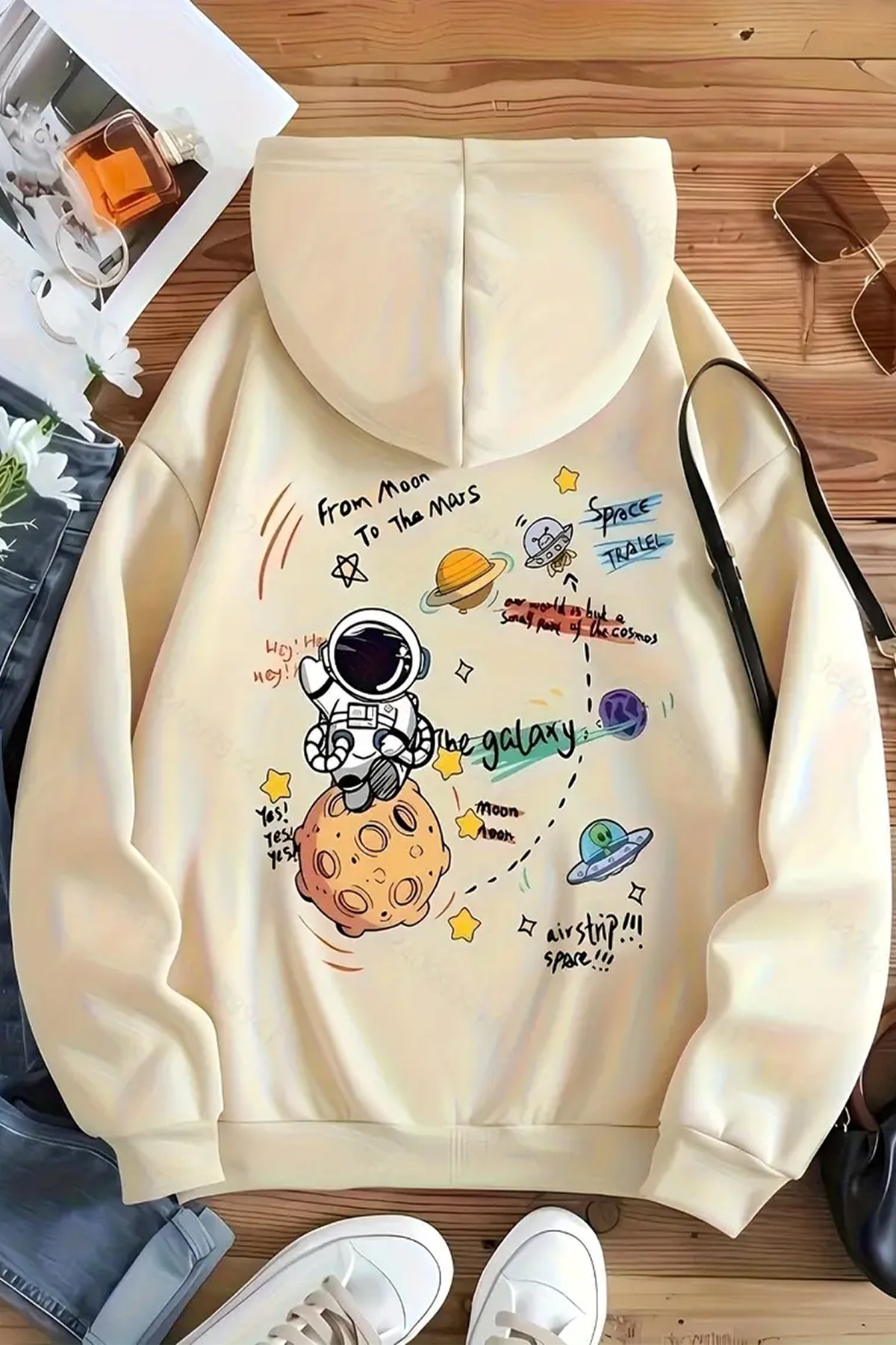 The Galaxy Baskılı Oversize Sweatshirt