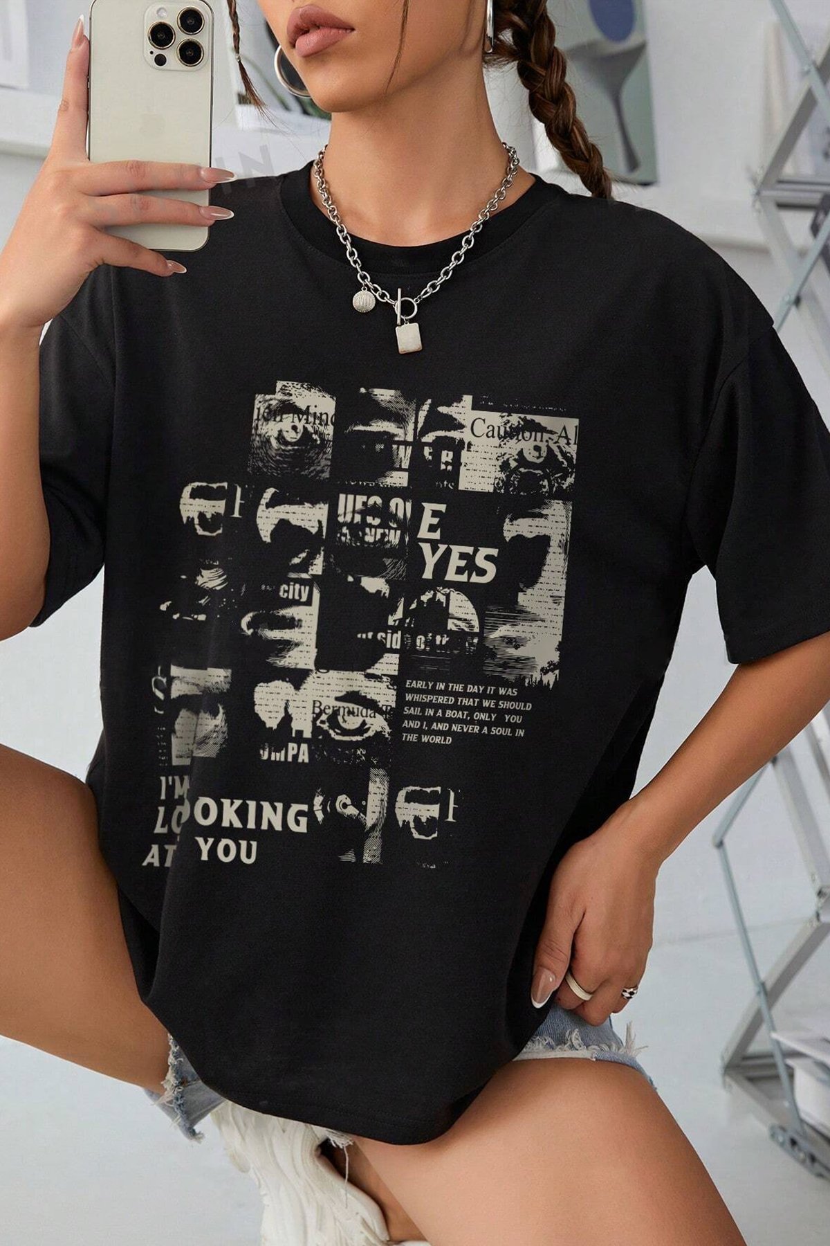 Unisex Looking Baskılı Oversize Tshirt