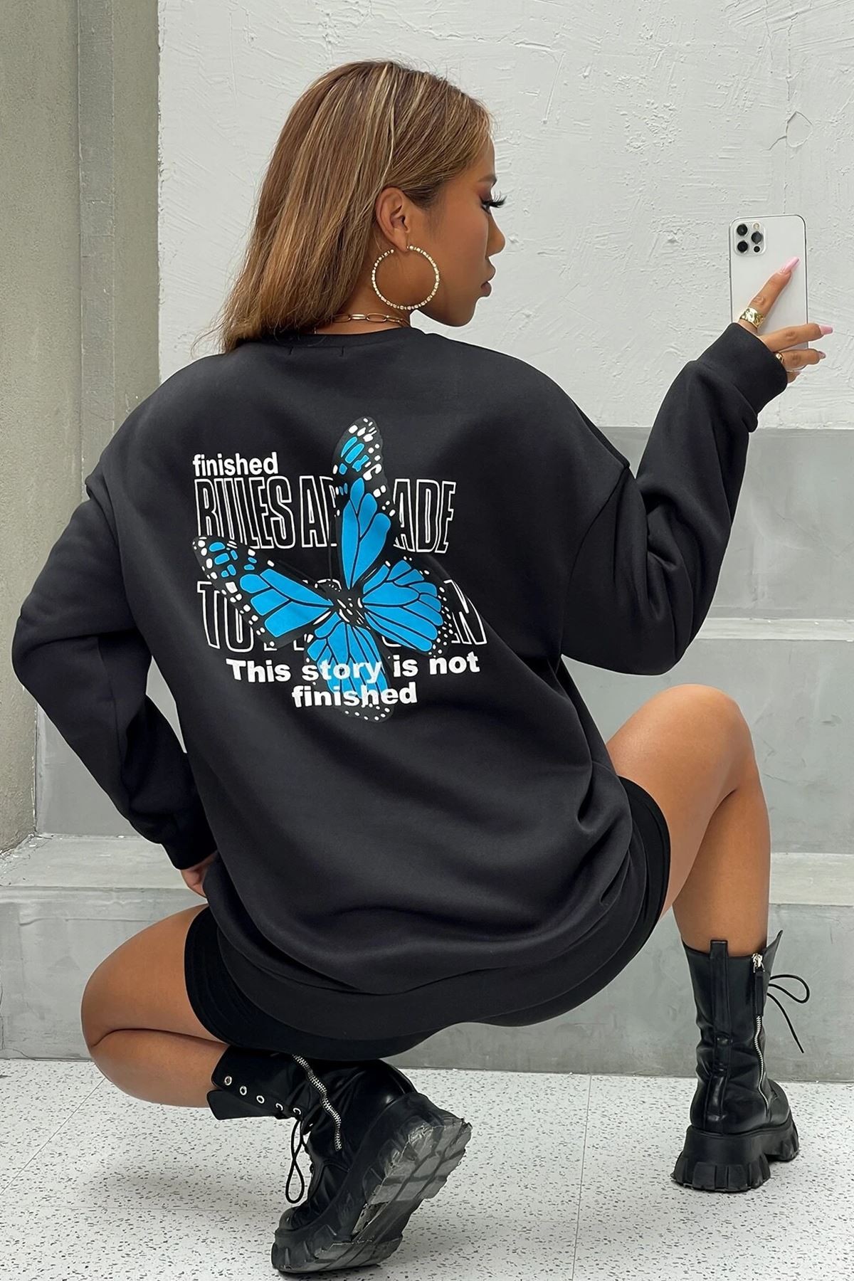 Unisex Kelebek Baskılı Bisiklet Yaka Sweatshirt