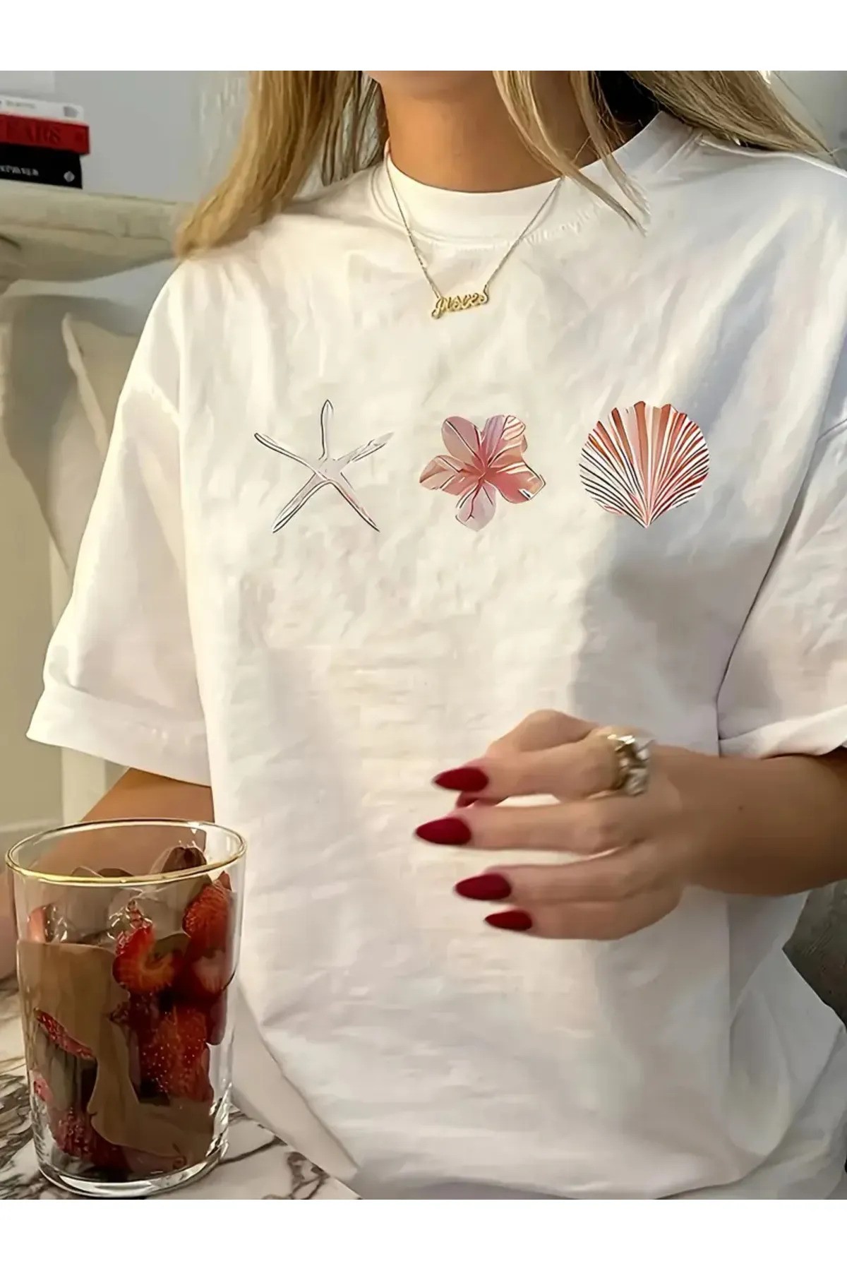 Unisex İstiridye Kabuk Tasarım Basklı Tshirt