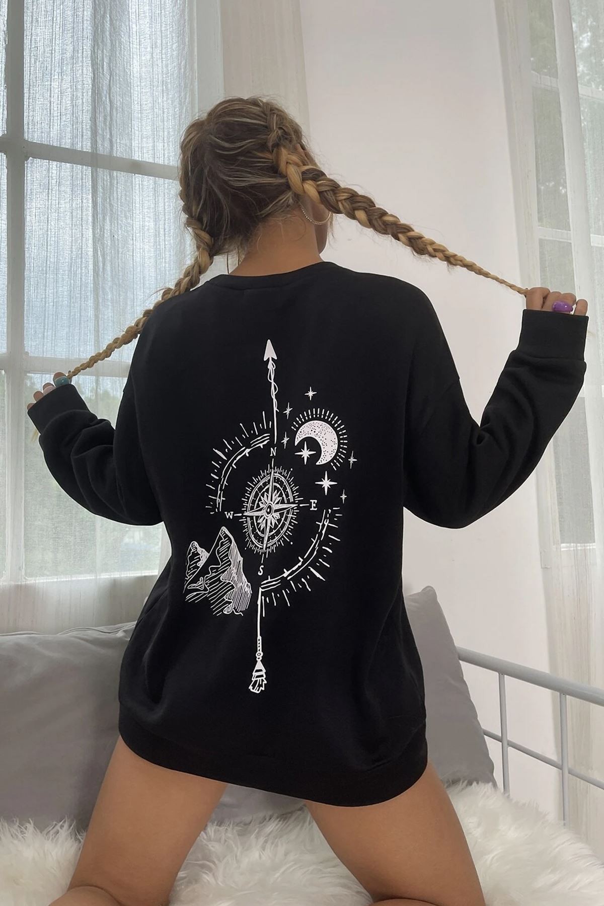 Unisex Pusula Sırt Baskılı Bisiklet Yaka Sweatshirt