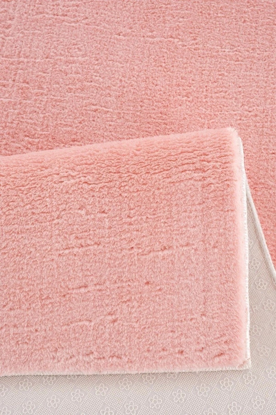 Pembe Kaymaz Taban Yıkanabilir Pofuduk Lüx Post Peluş Kesme Halı Yolluk