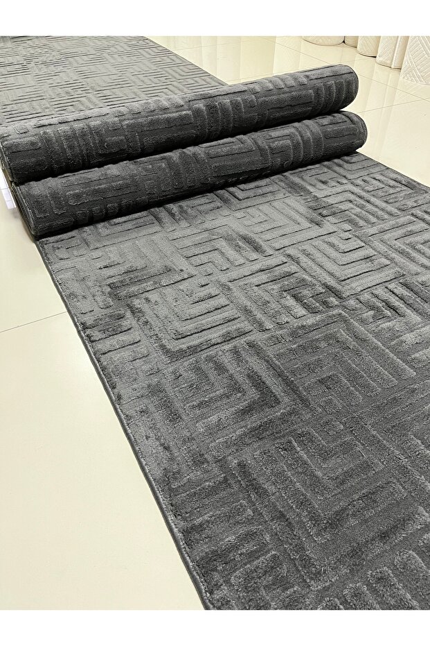 Çeşme Antrasit Kaymaz Tabanlı Elit Bukle Kesme Salon Koridor Mutfak Halısı Yolluk