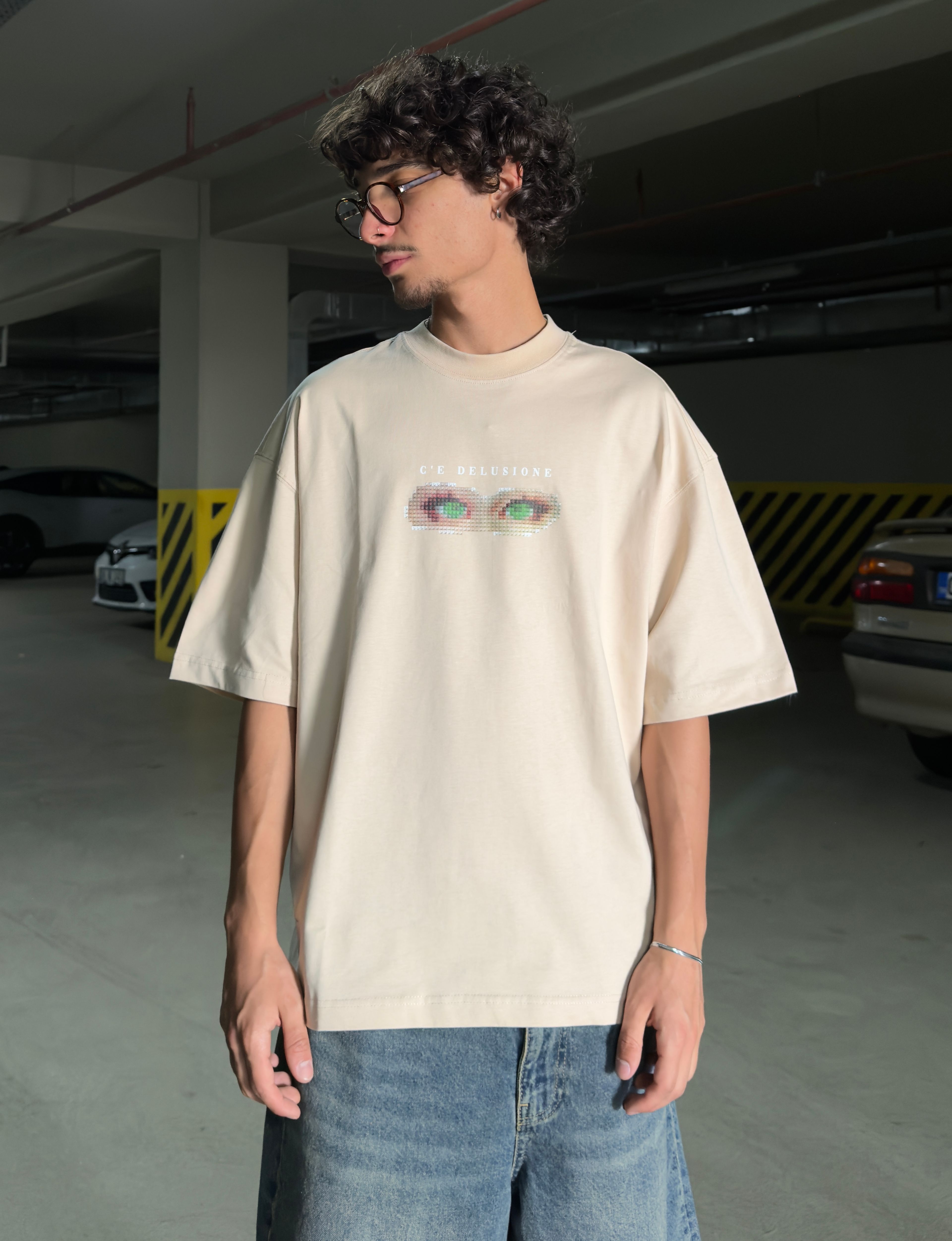 Eyes baskılı Oversize Premium Tişört