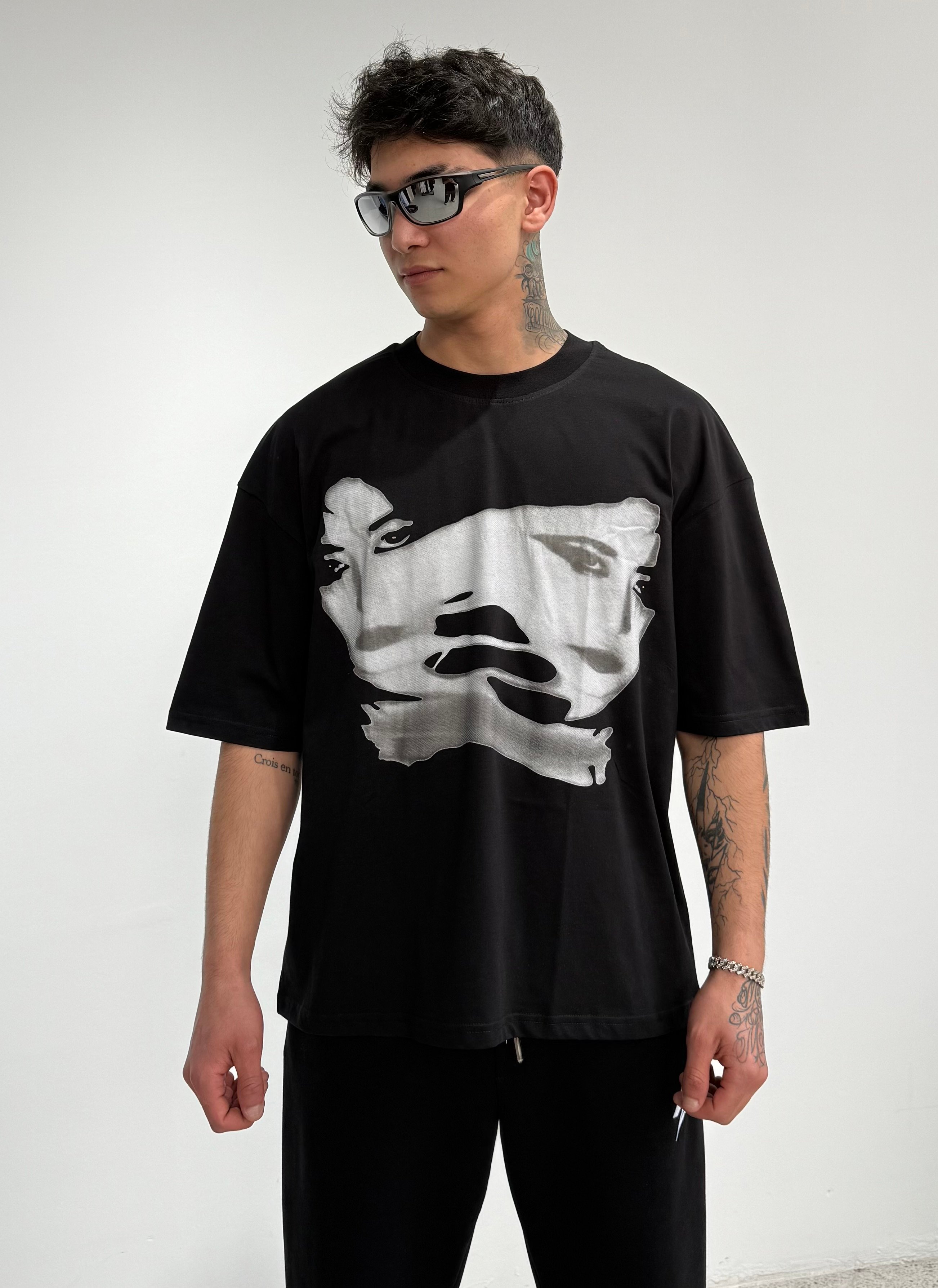 Face Baskılı Oversize Tişört - Siyah