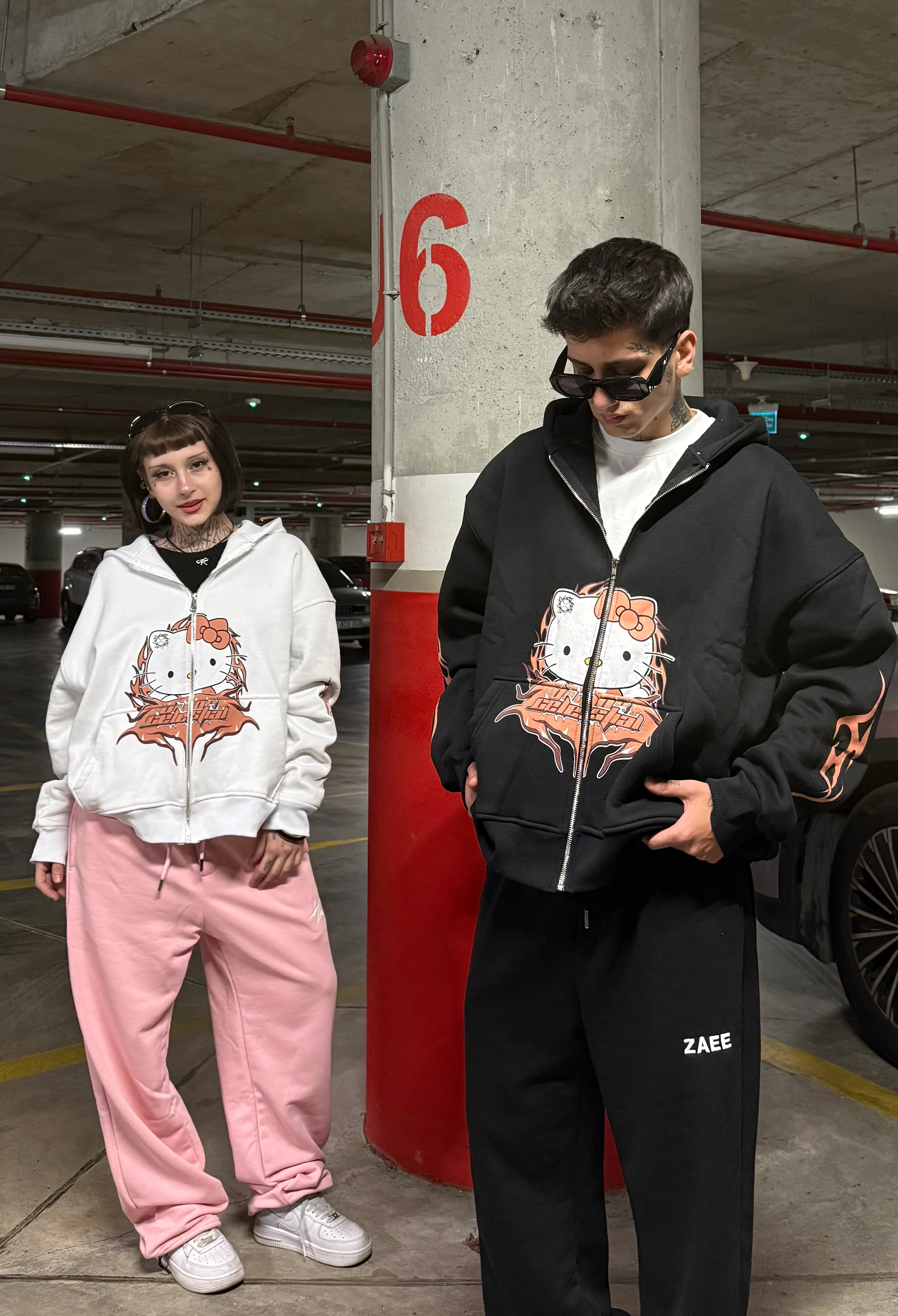 Hello Kitty Baskılı Oversize Zipp Hoodie 