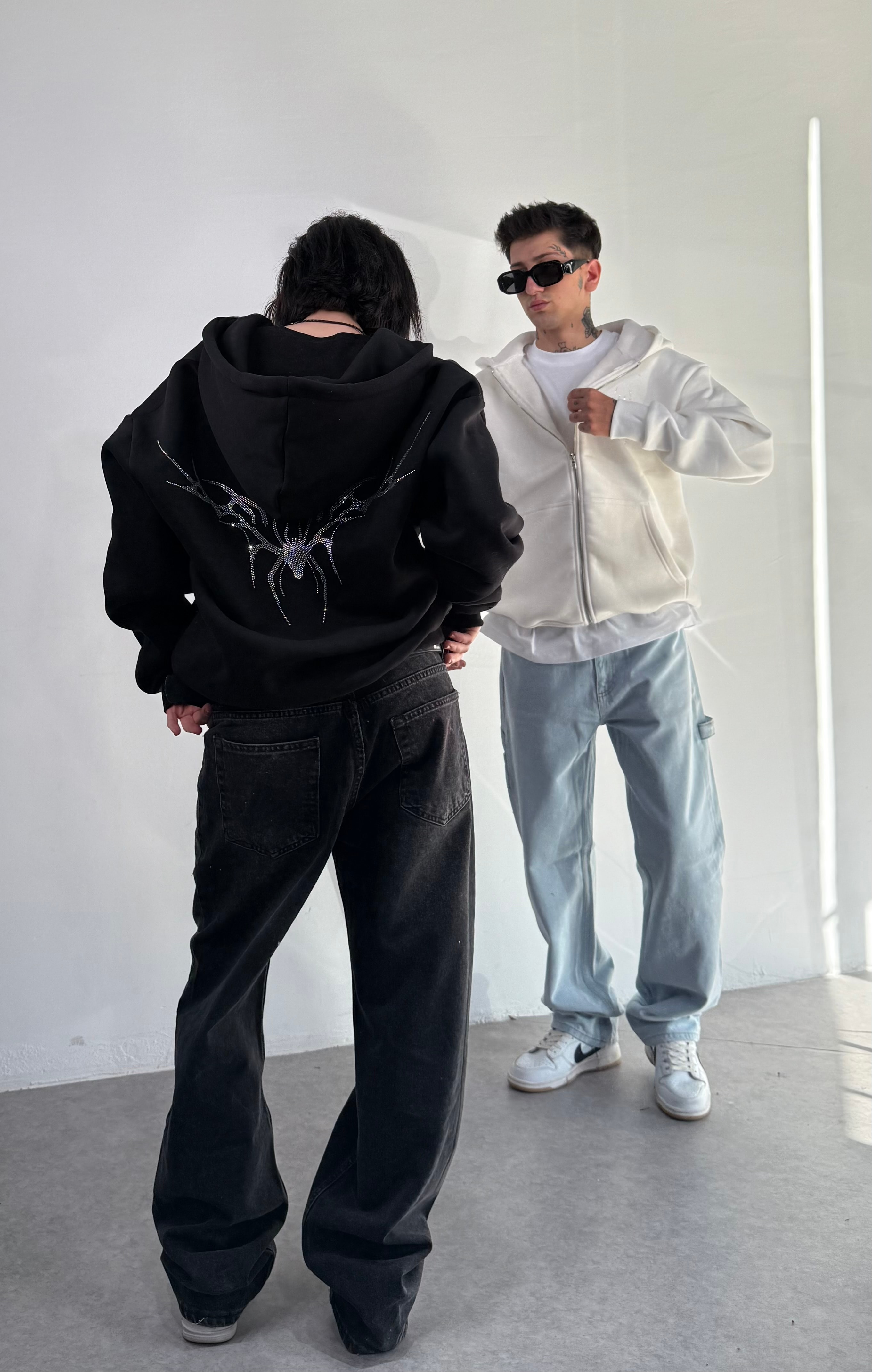 Spider Taşlı Oversize Fermuarlı Sweatshirt