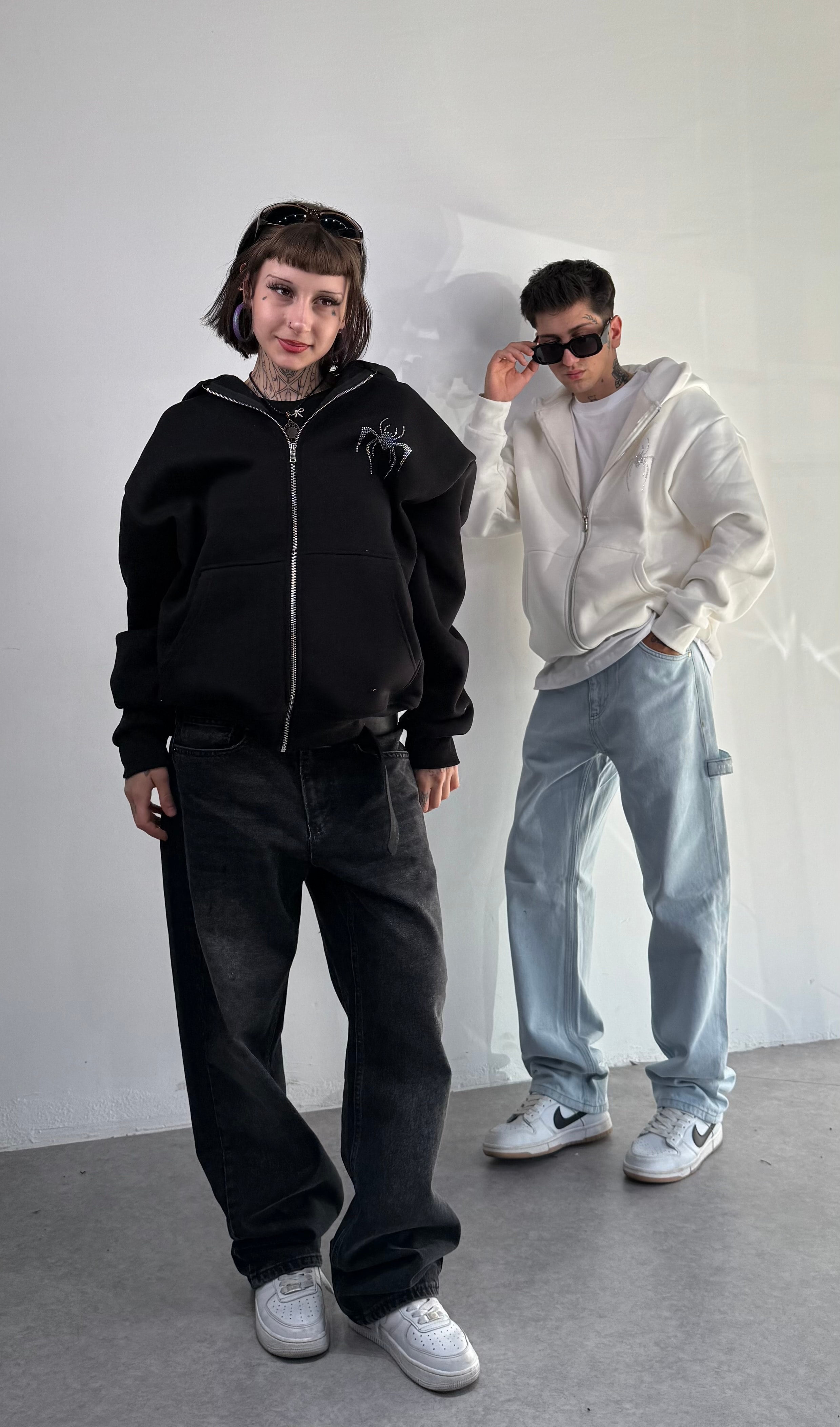 Spider Taşlı Oversize Fermuarlı Sweatshirt