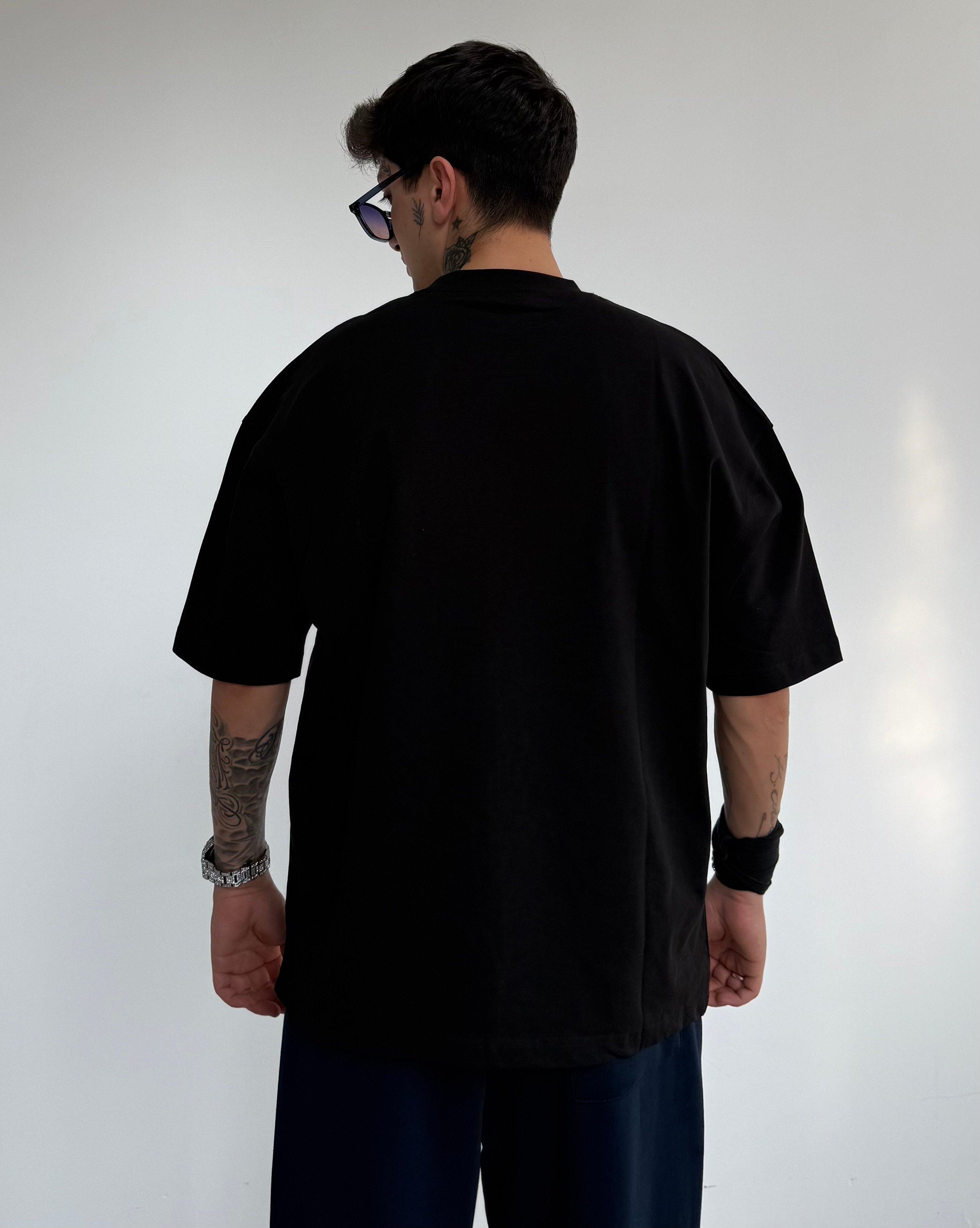 Star Nakışlı Oversize Tişört 