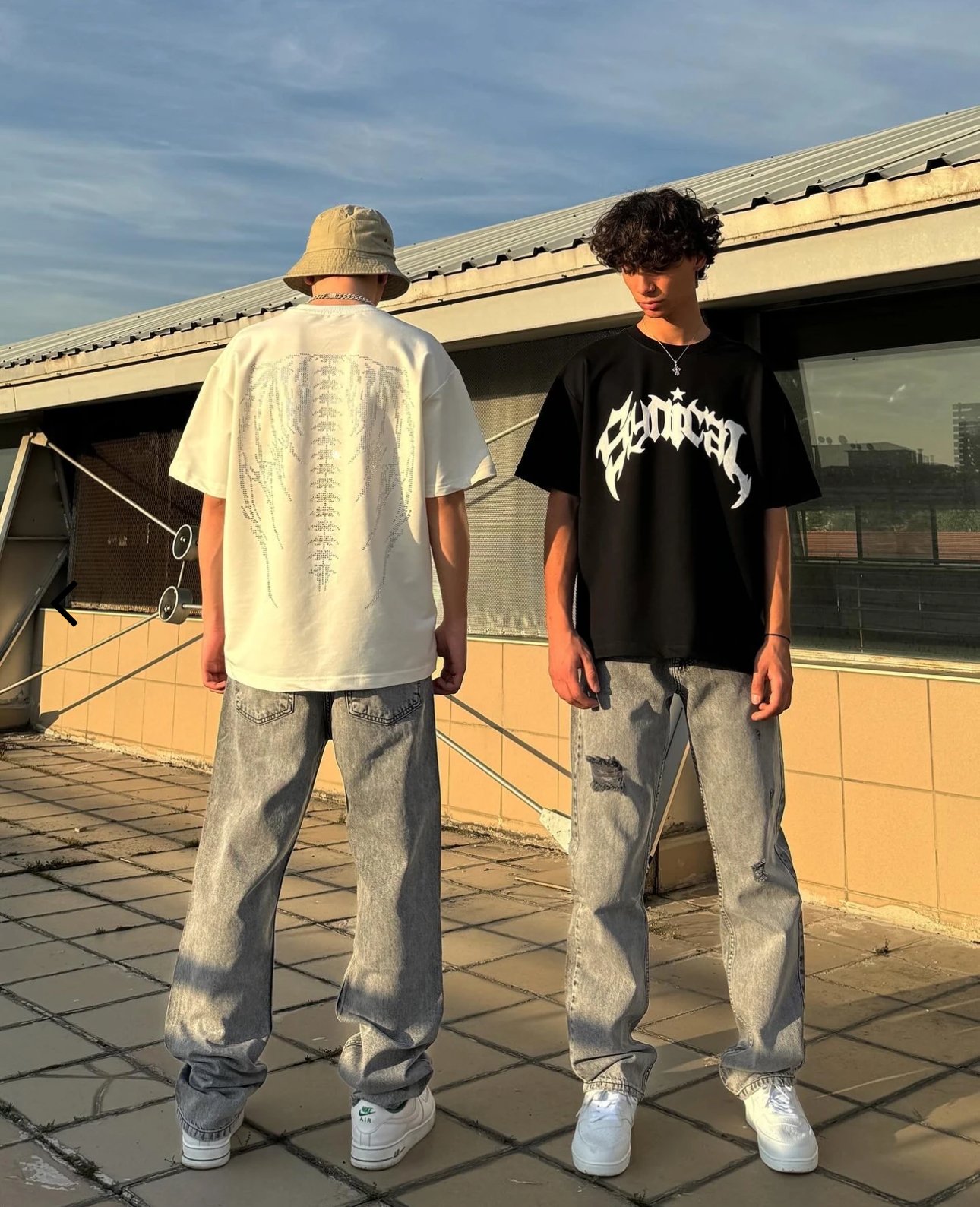Taşlı Kanatlı Oversize Tişört