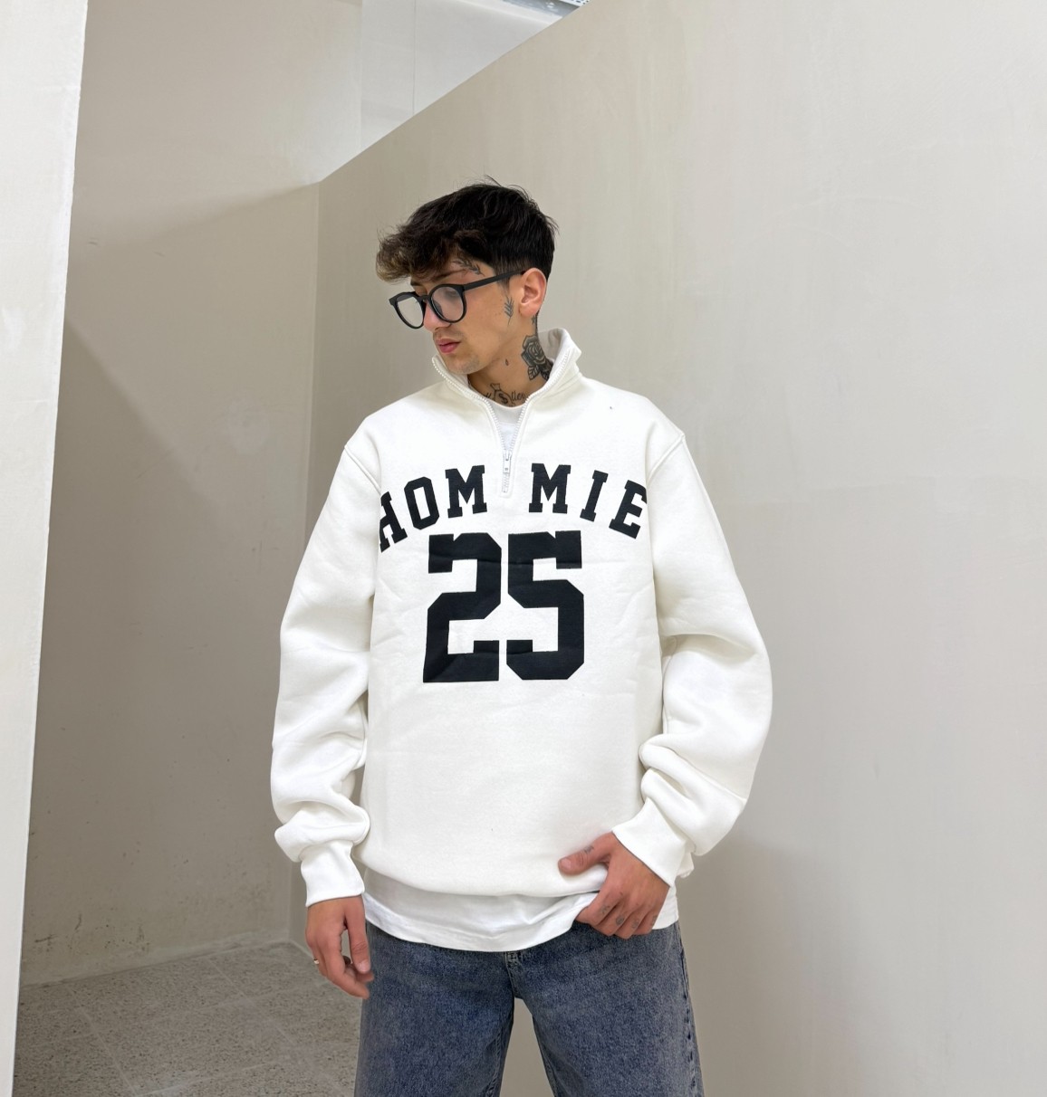 HM 25 Baskılı Half Zipp Sweat - Beyaz