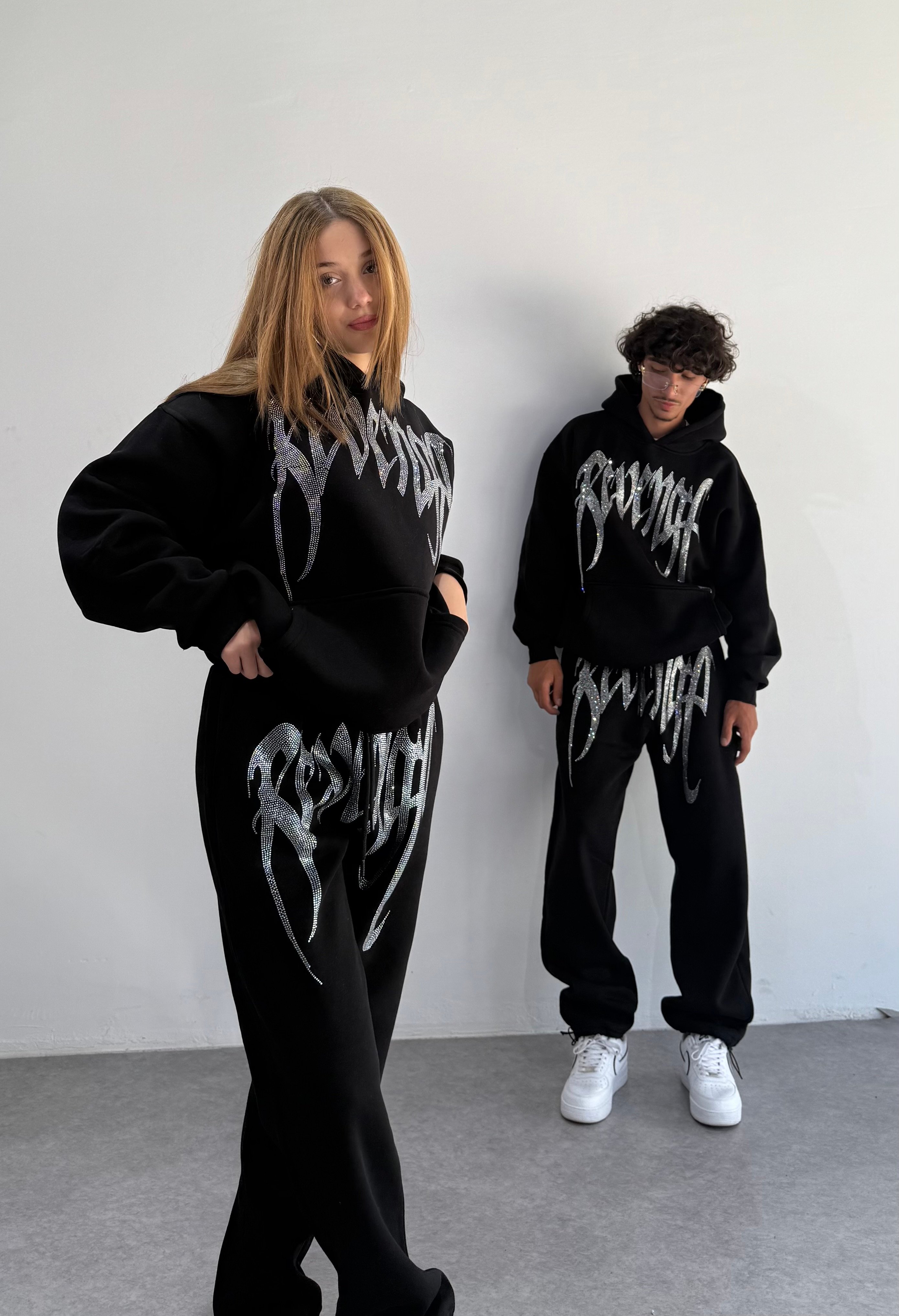 REVENGE taşlı Oversize Sweatshirt