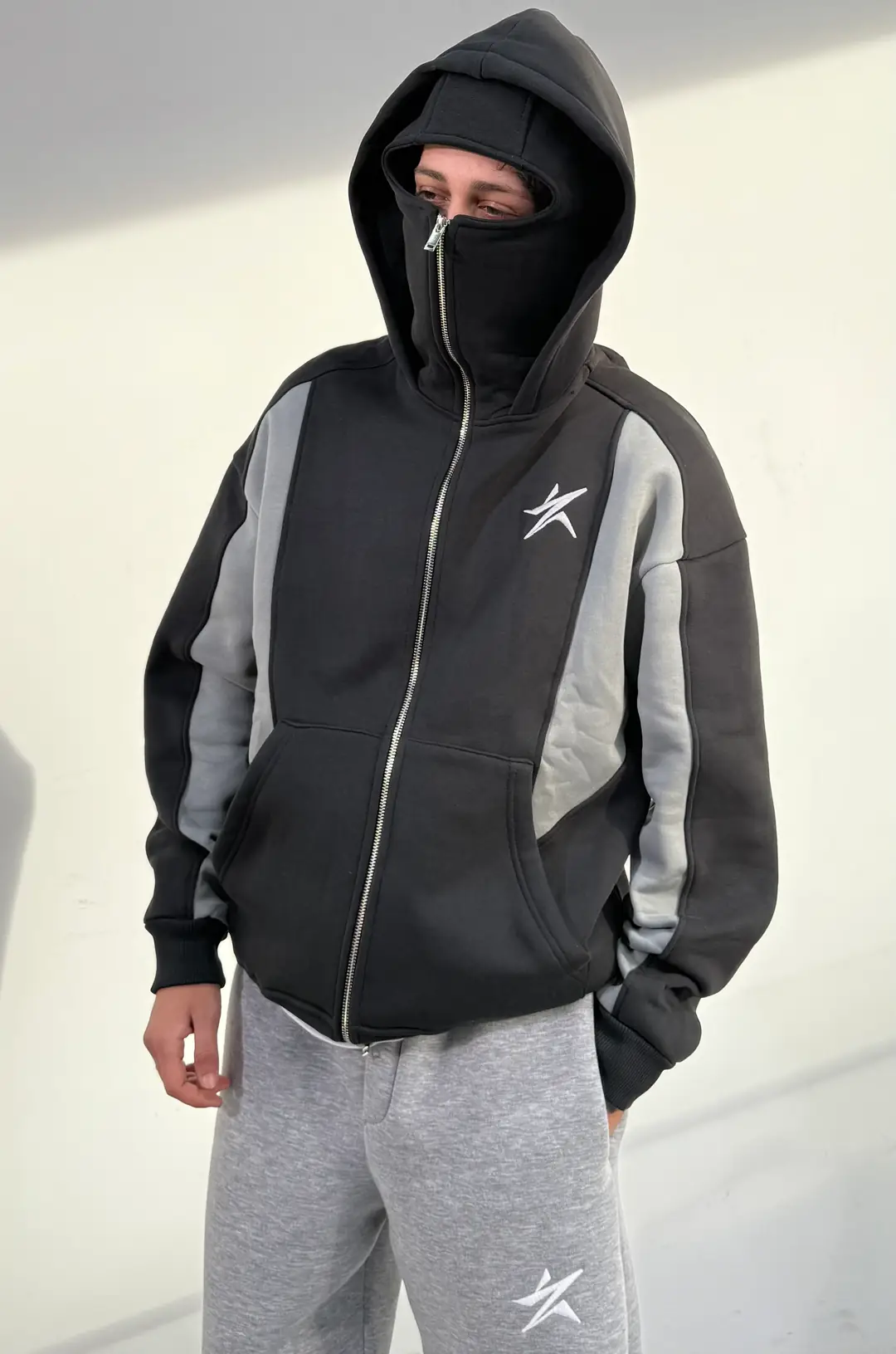 Nakışlı Zip Hoodie