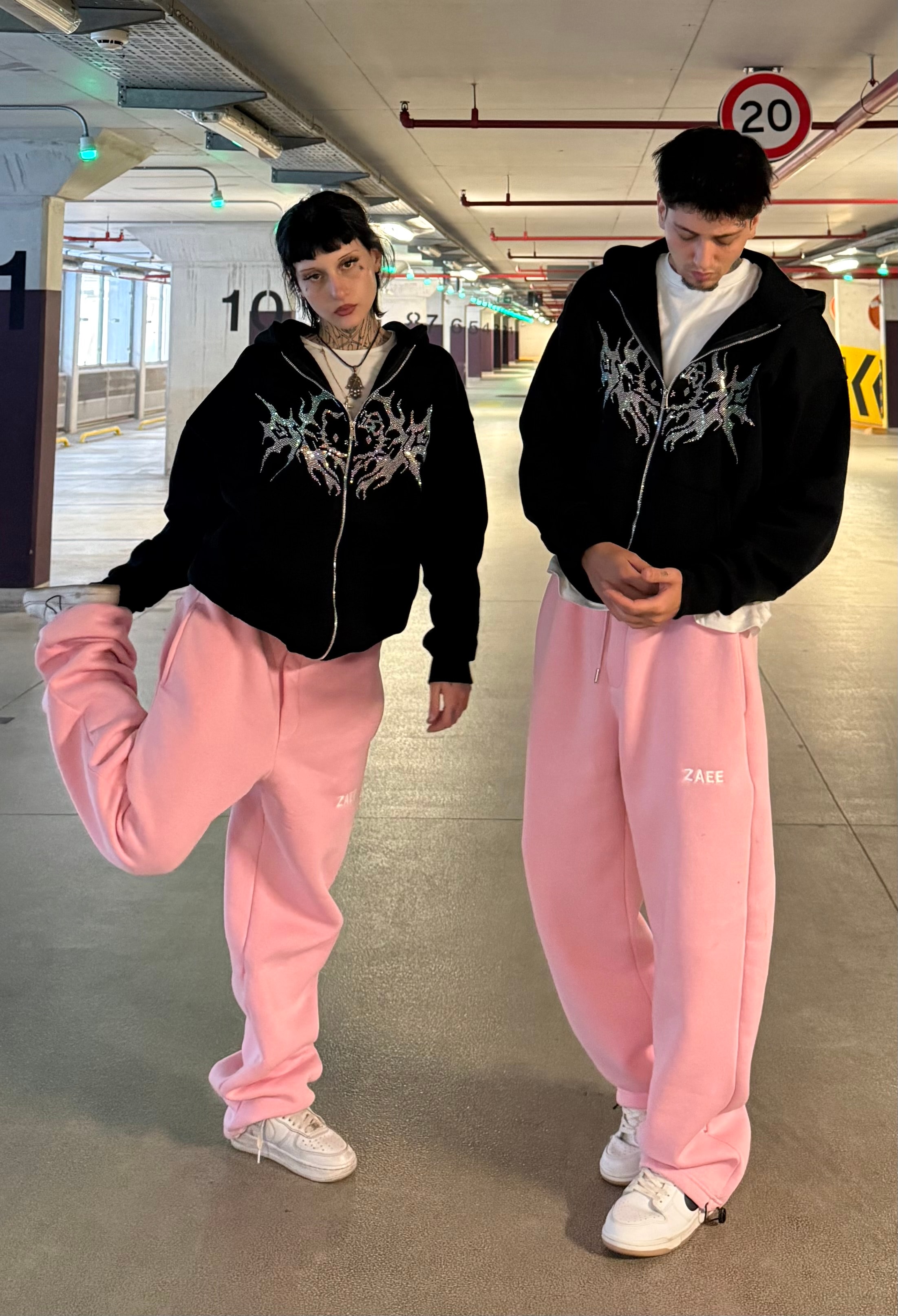 Hello Kitty taşlı Oversize Fermuarlı Hırka 