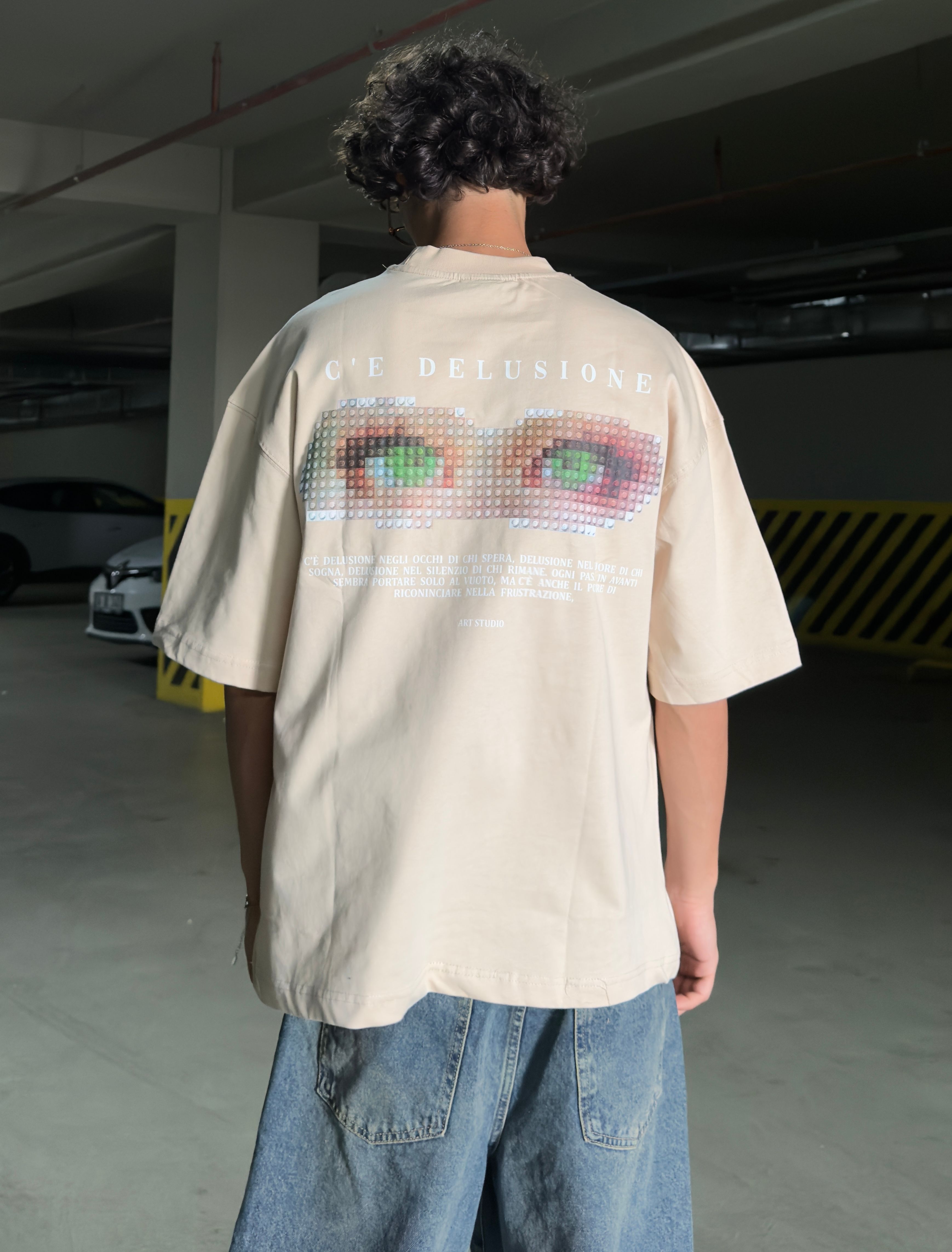 Eyes baskılı Oversize Premium Tişört - krem