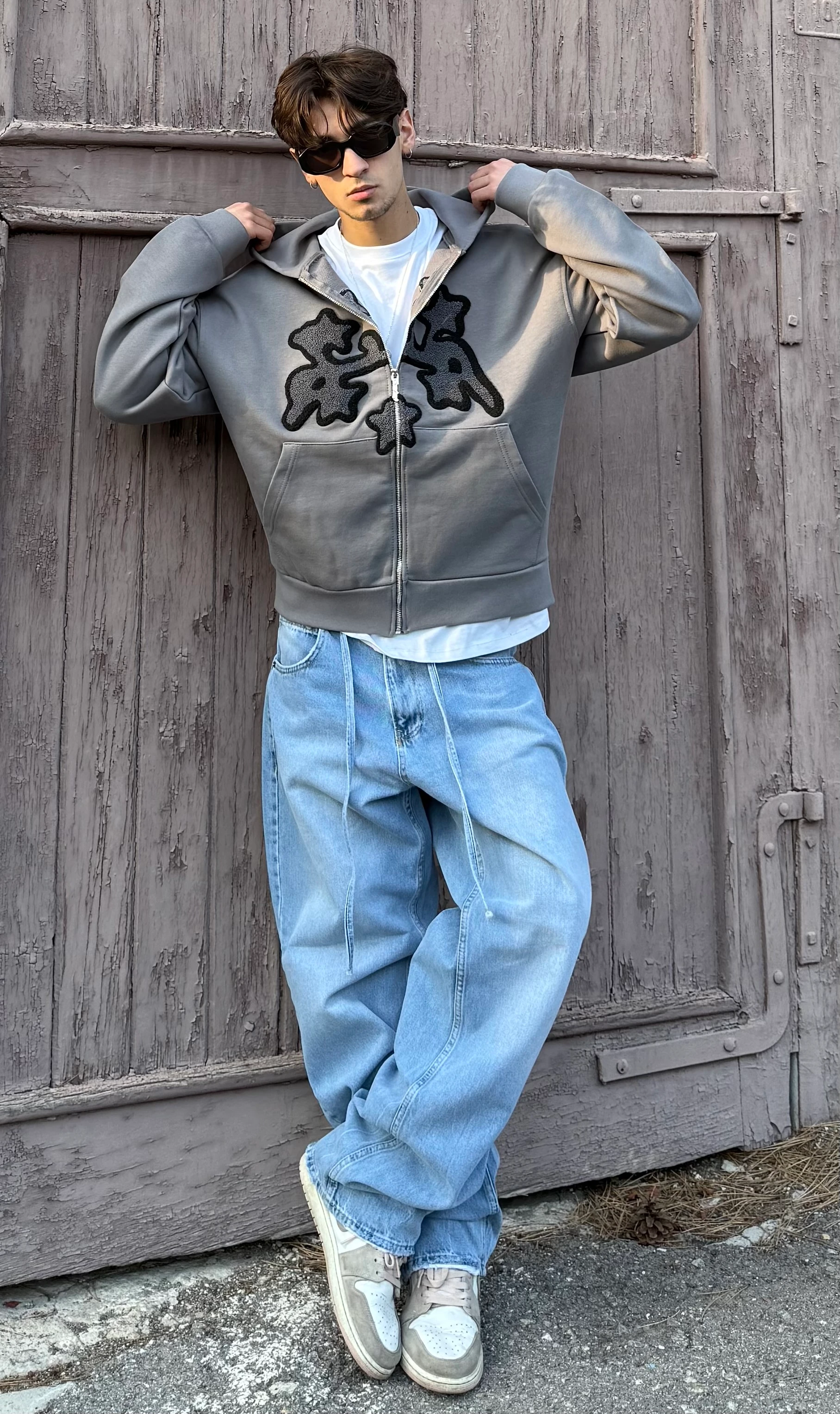 Süzine Nakışlı Yüksek Kalite Diyagonel Kumaş Oversize Zipp Hoodie
