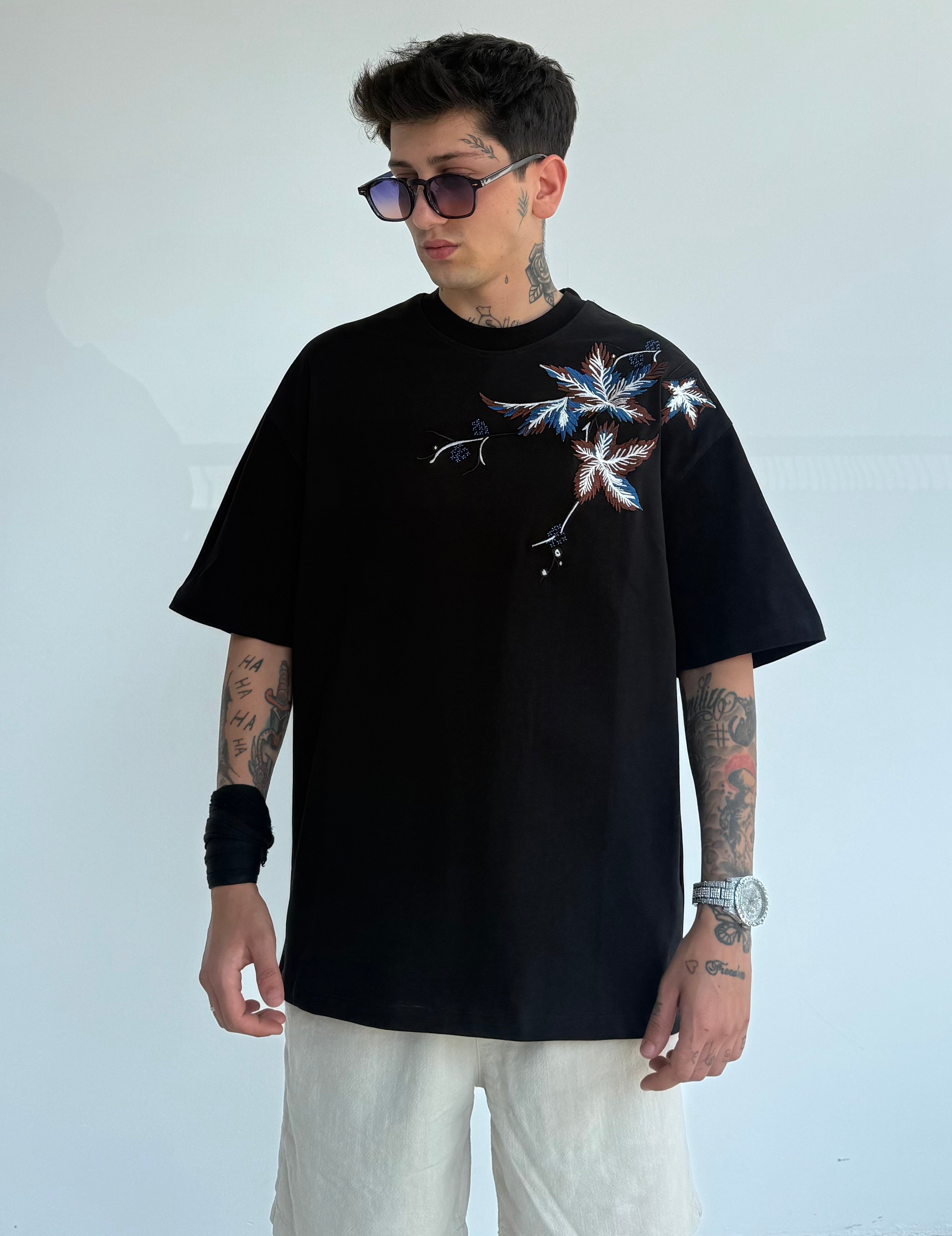 Nakışlı Oversize Premium Tişört - Siyah
