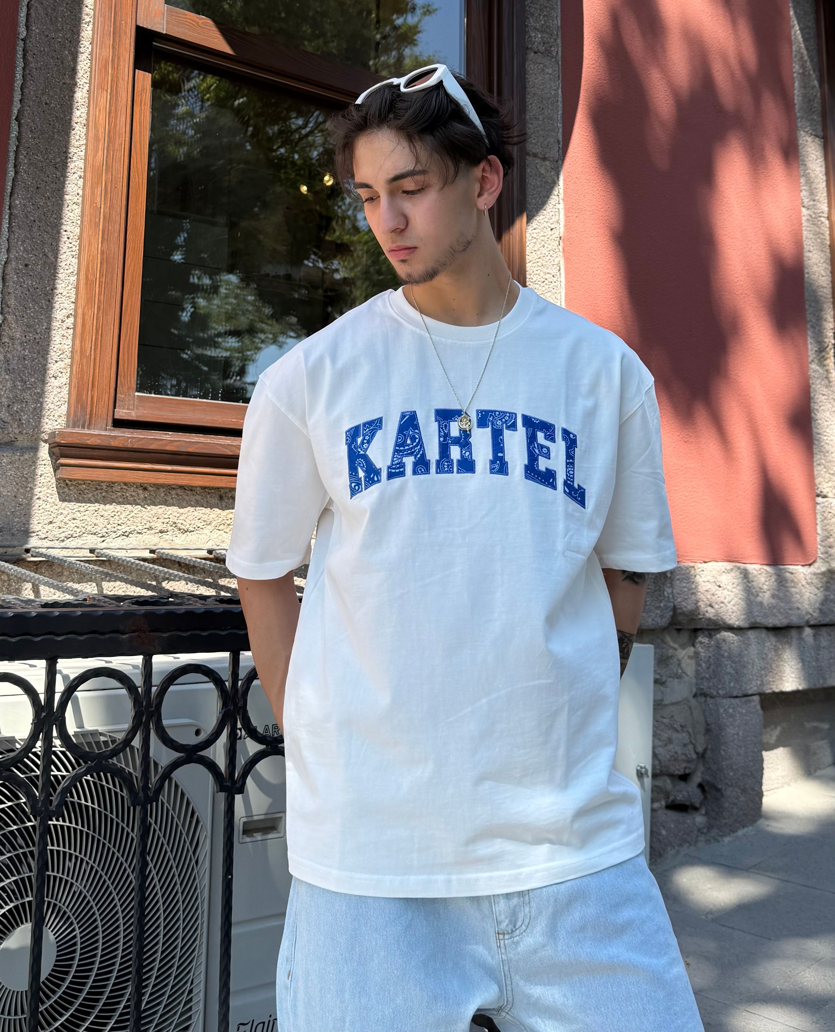 Kartel Nakışlı Oversize Tişört
