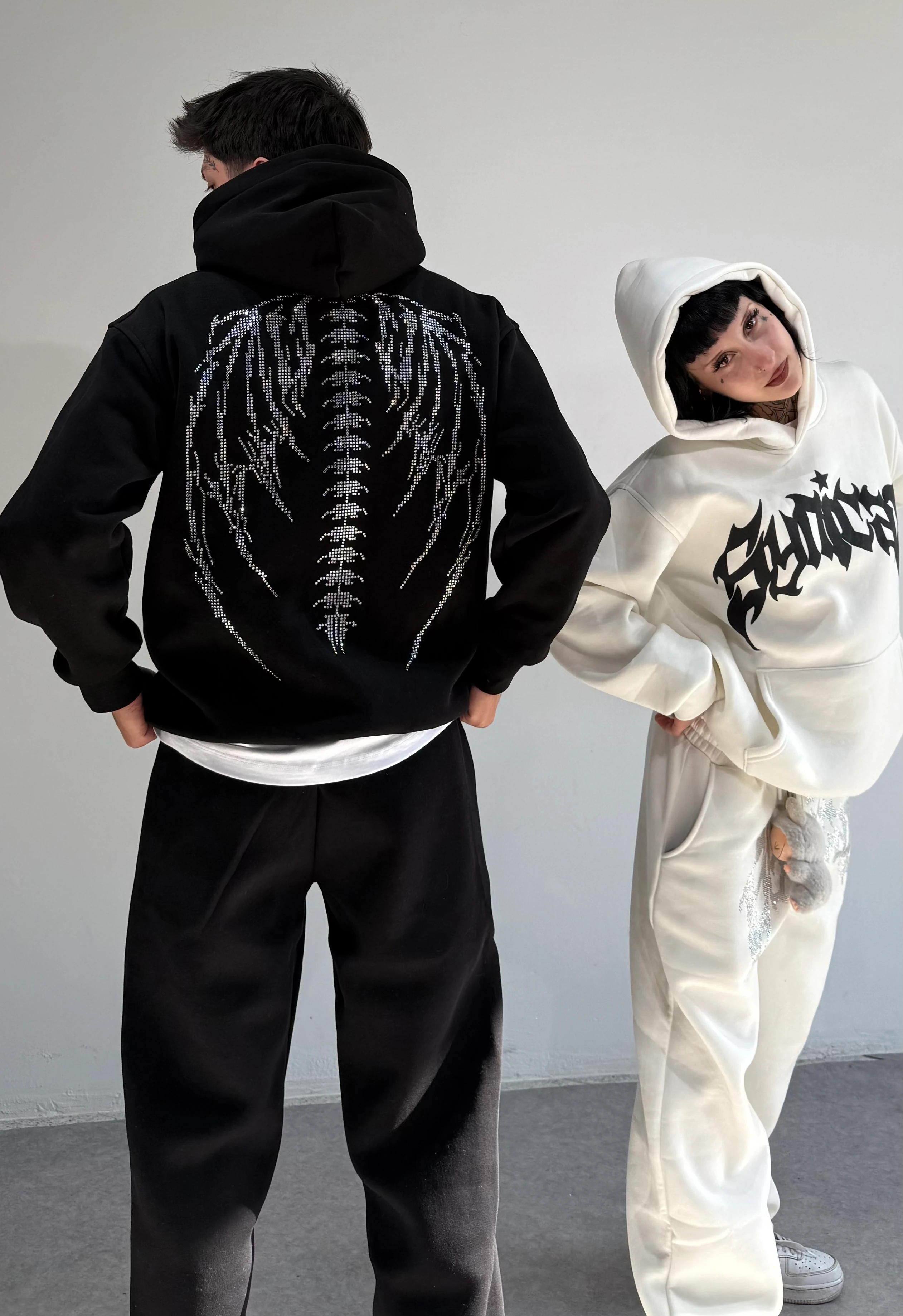 Taşlı Kanatlı Oversize Eşofman Takımı 