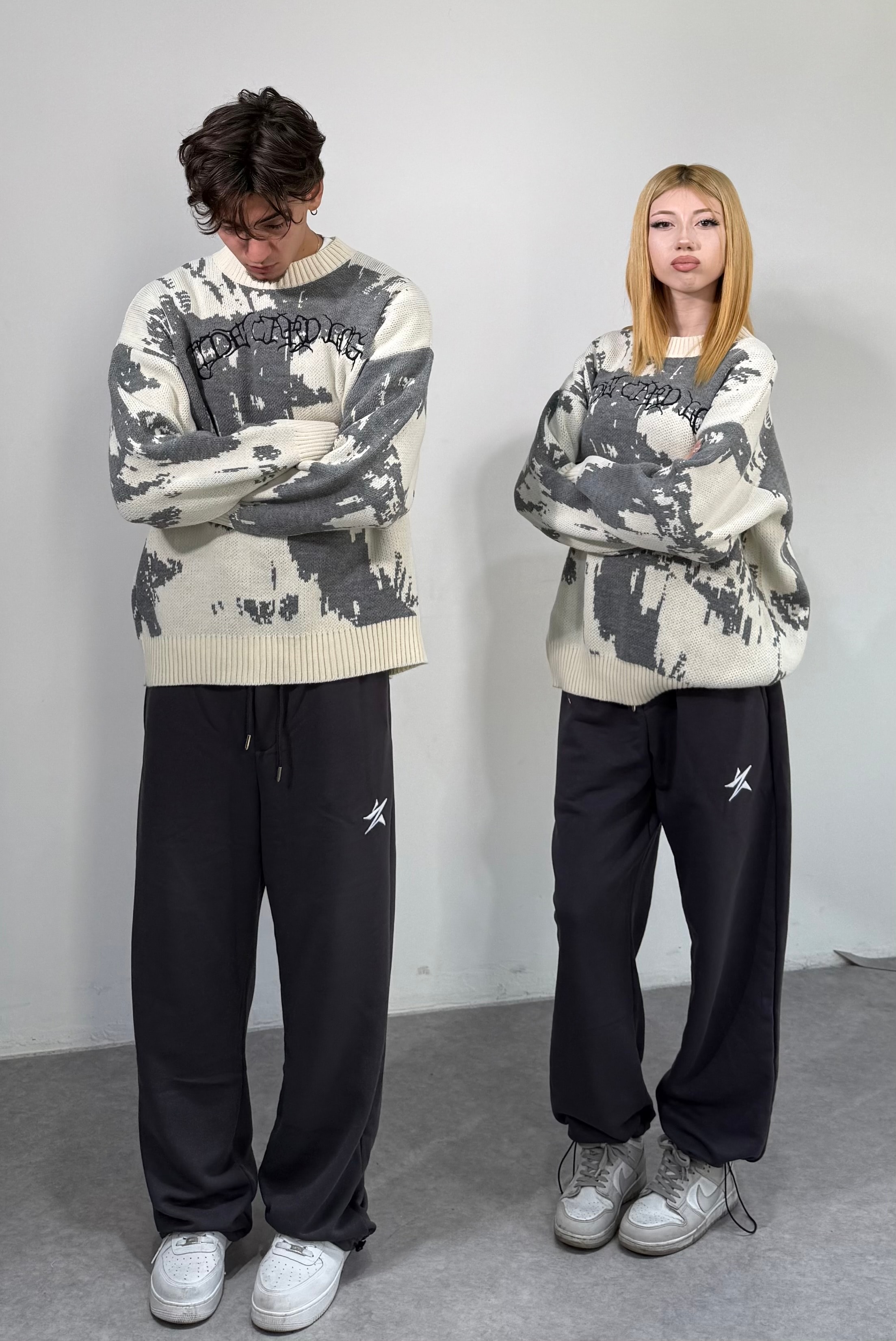 Desenli Nakışlı Oversize Triko kazak 