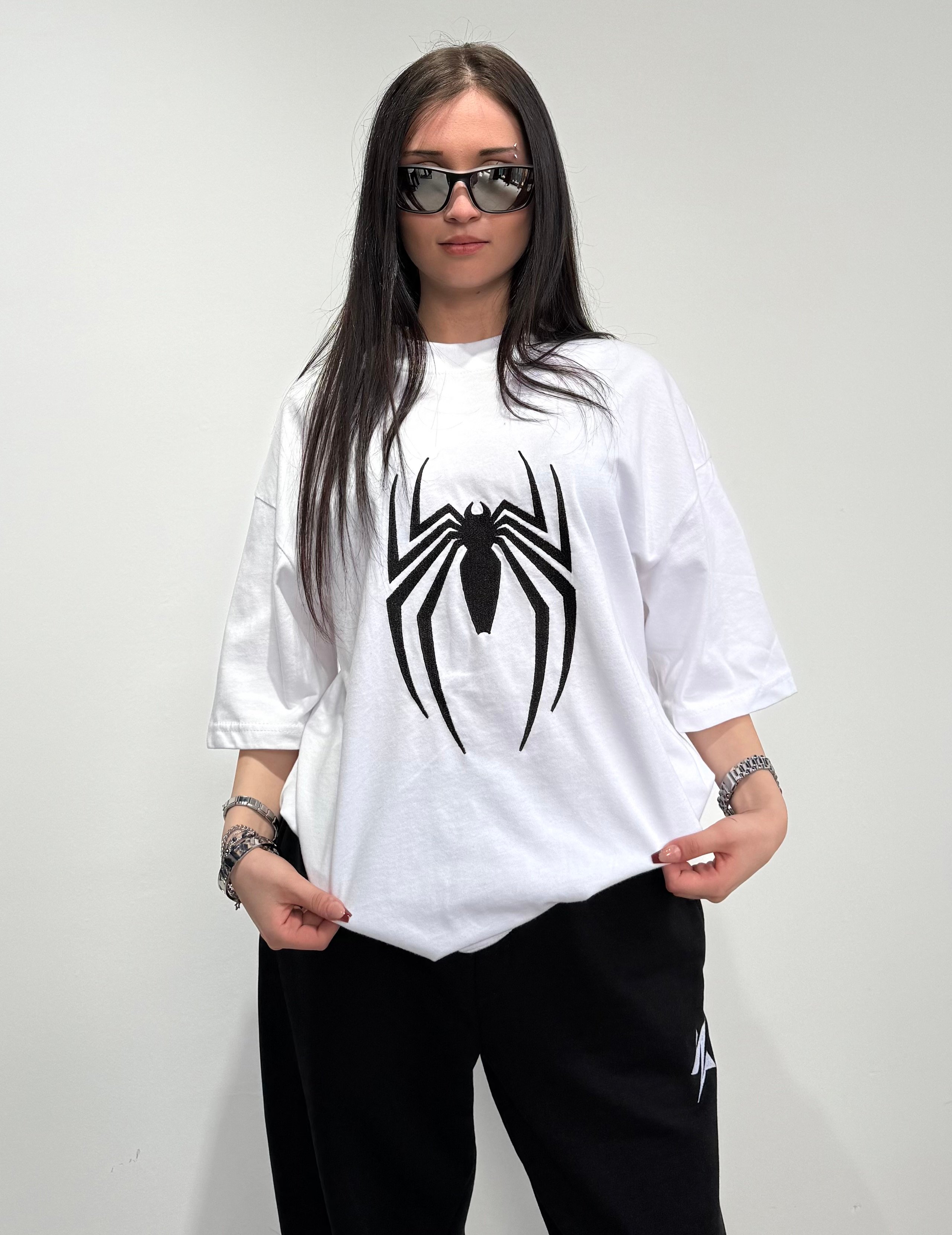 Spider Nakışlı Oversize Tişört - Beyaz