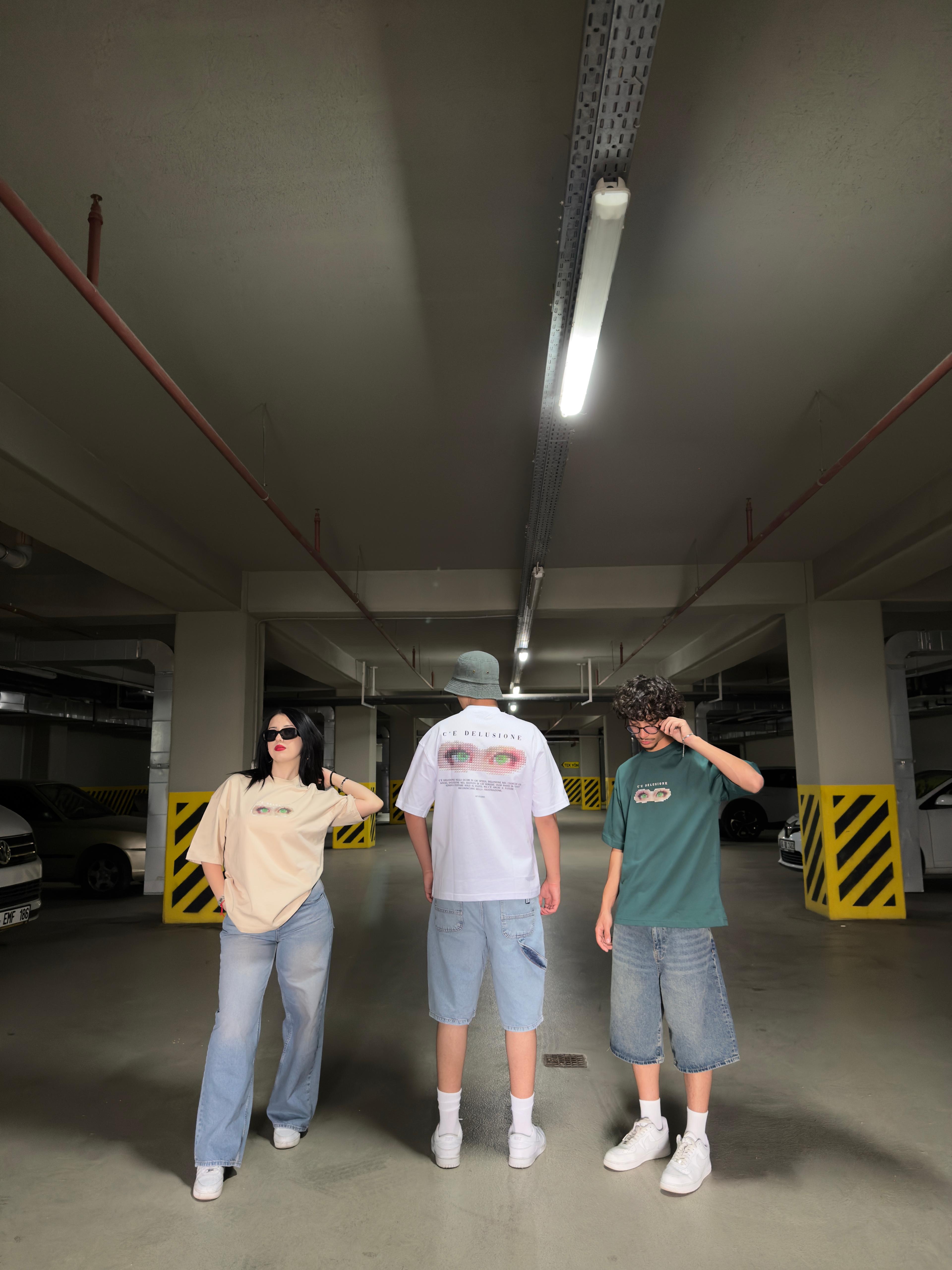 Eyes baskılı Oversize Premium Tişört