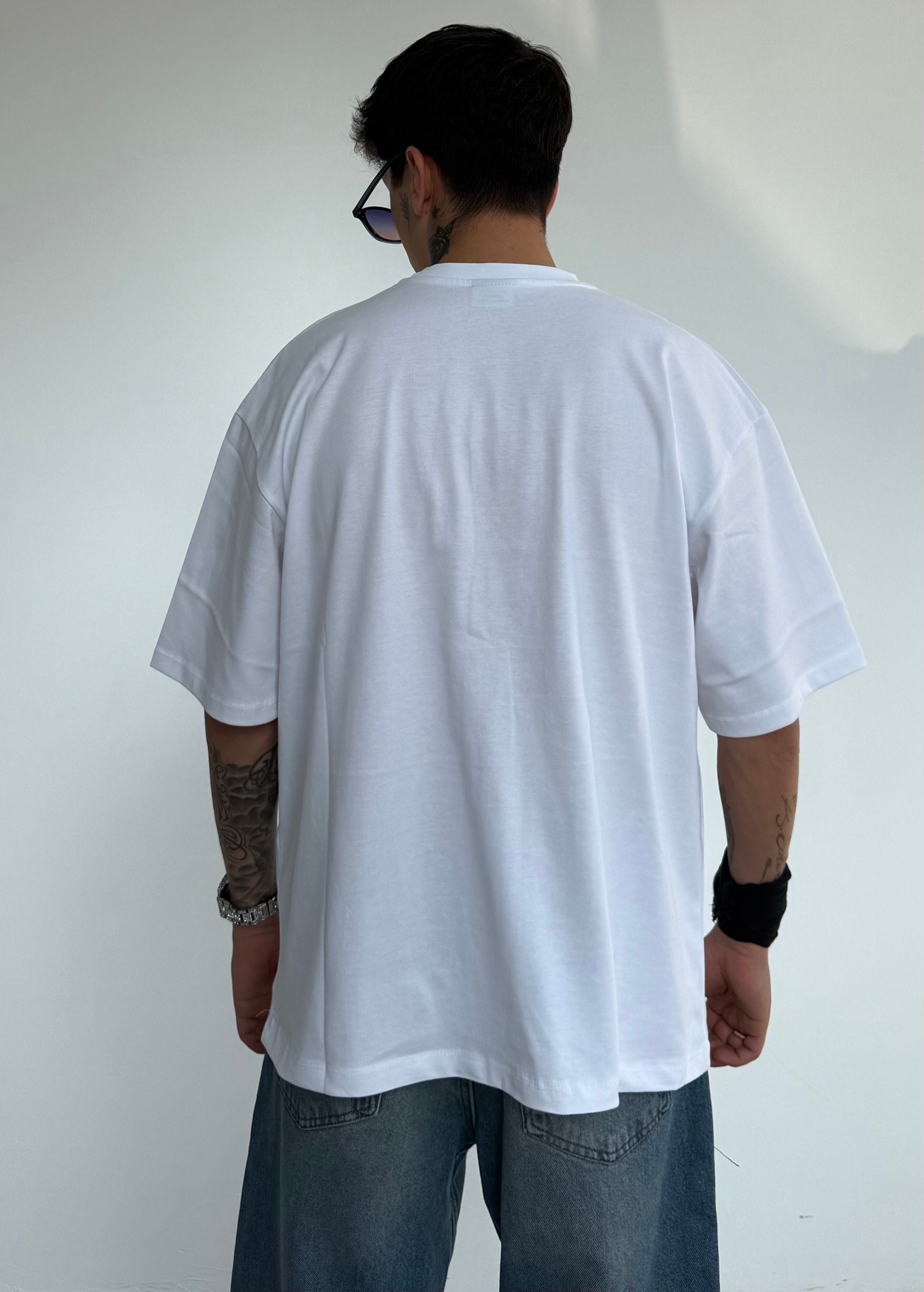 İnce kumaş Orta Oversize Kalıp Pamuklu Basic Tişört