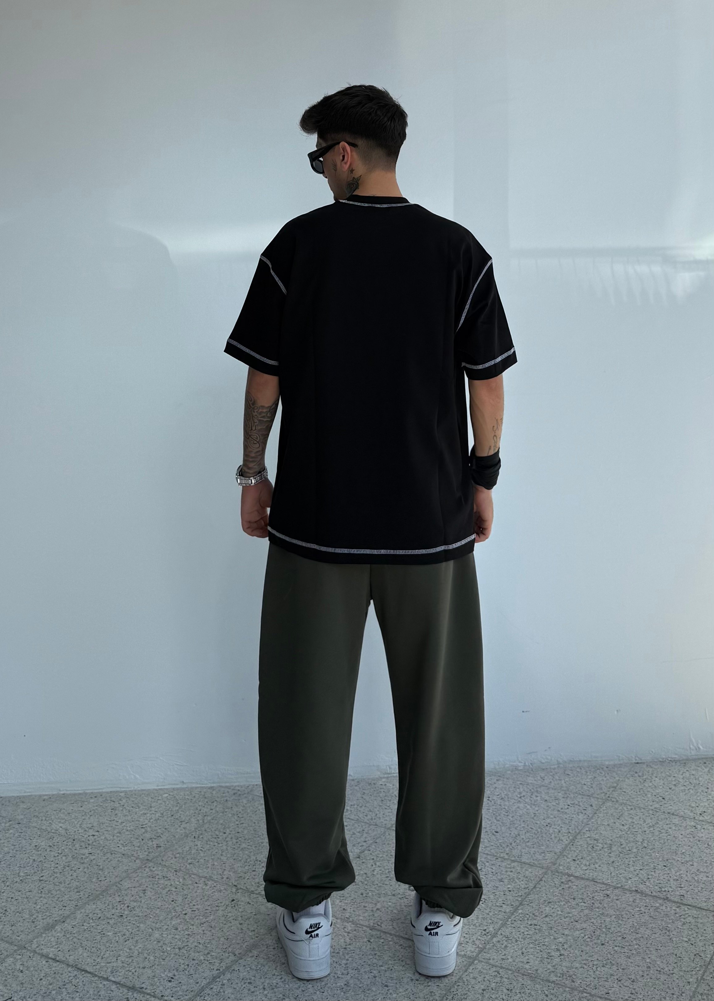 DW Nakışlı Ters Dikiş Oversize Tişört