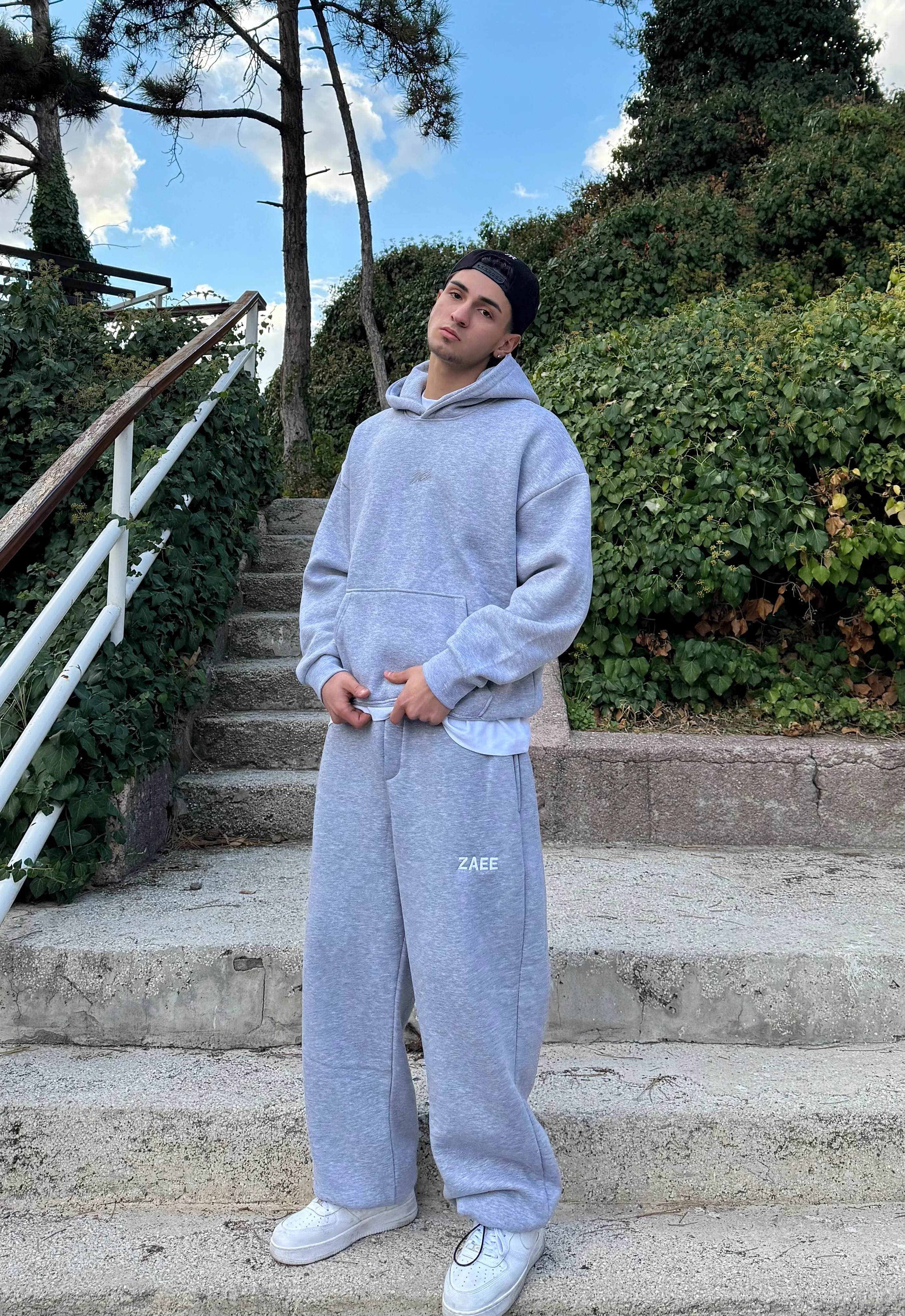 ZAEE Nakışlı Oversize Sweatshirt