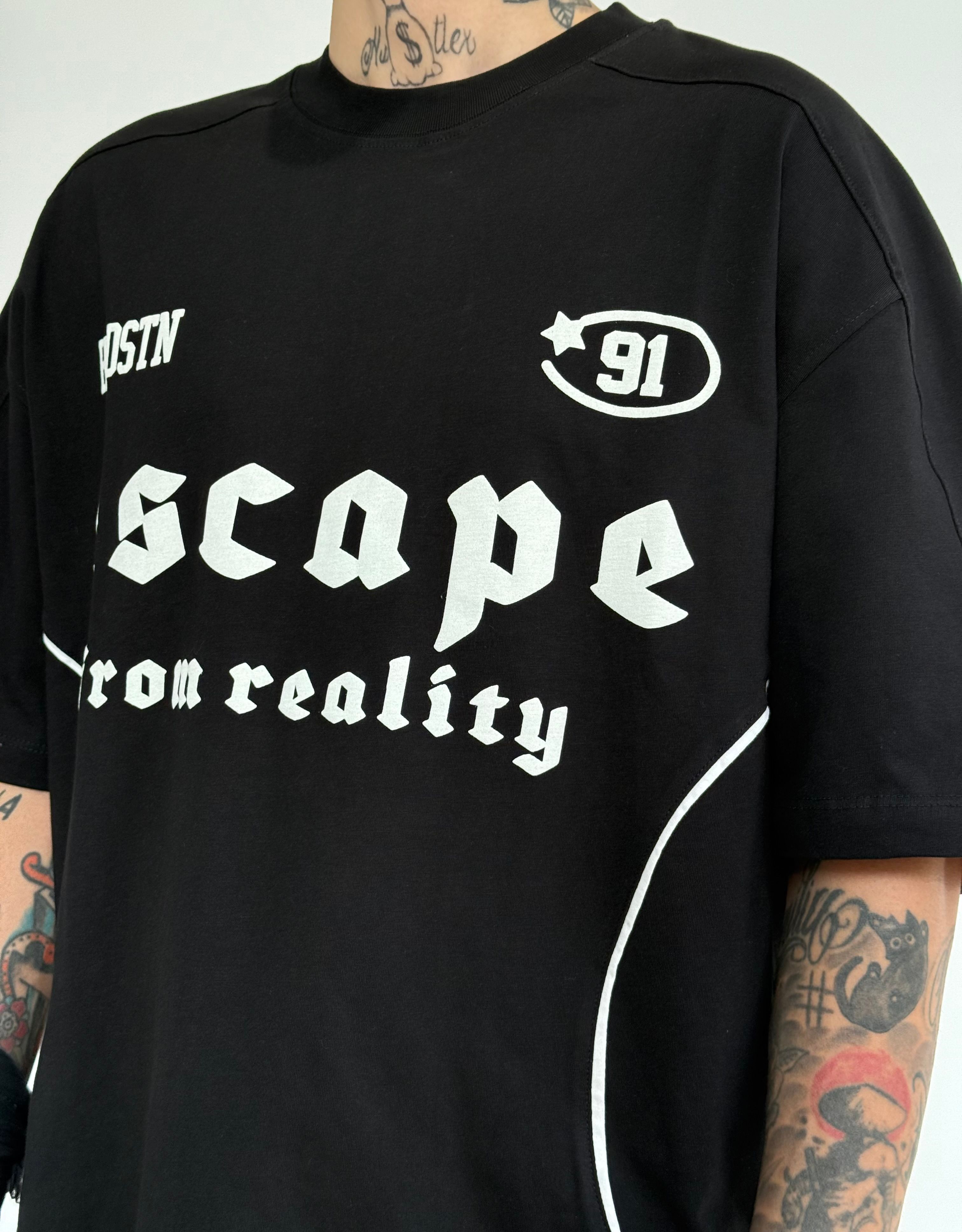 Escape Baskılı Biye Geçişli Oversize Tişört