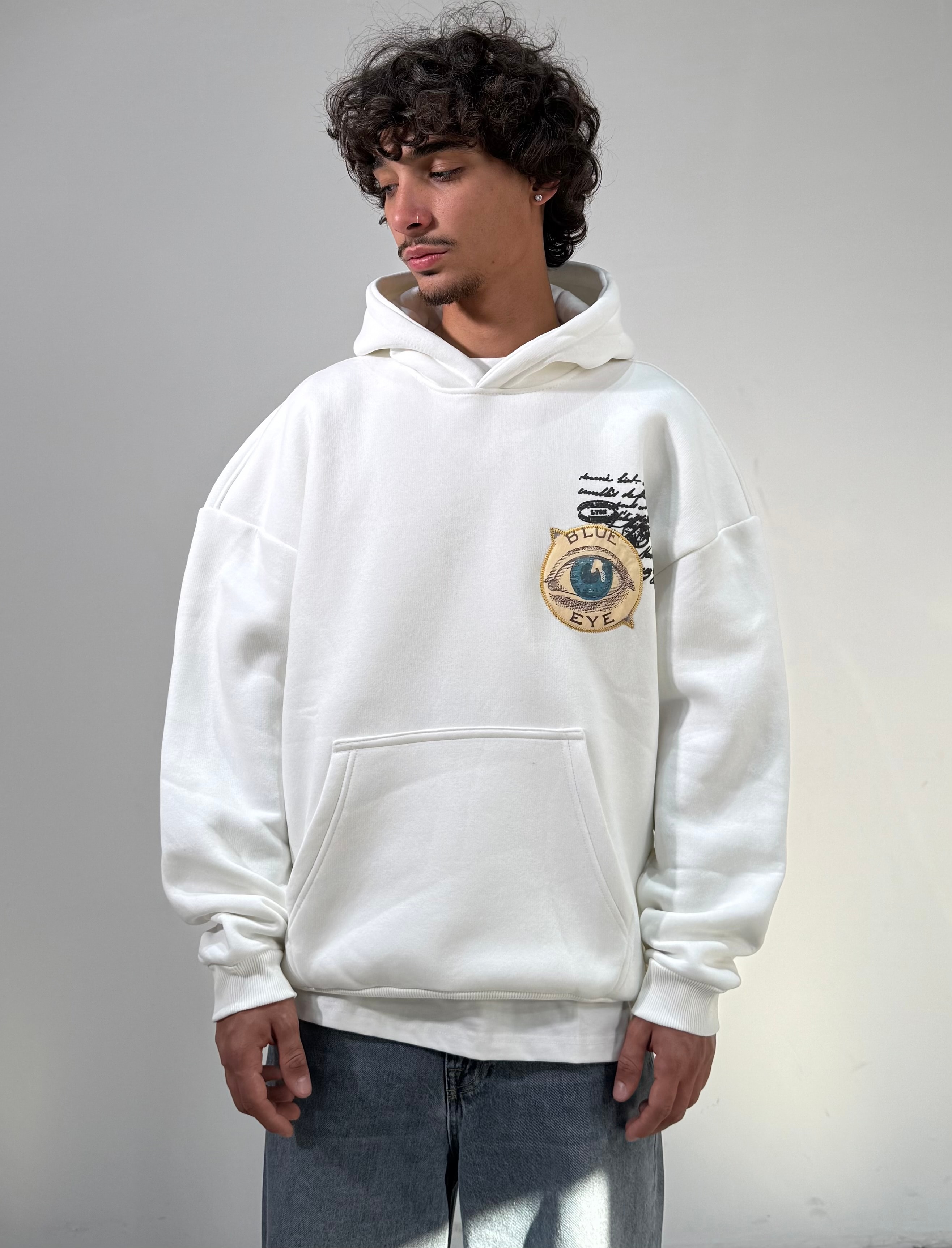 Blue Eye Nakışlı Premium Oversize Sweatshirt - Beyaz