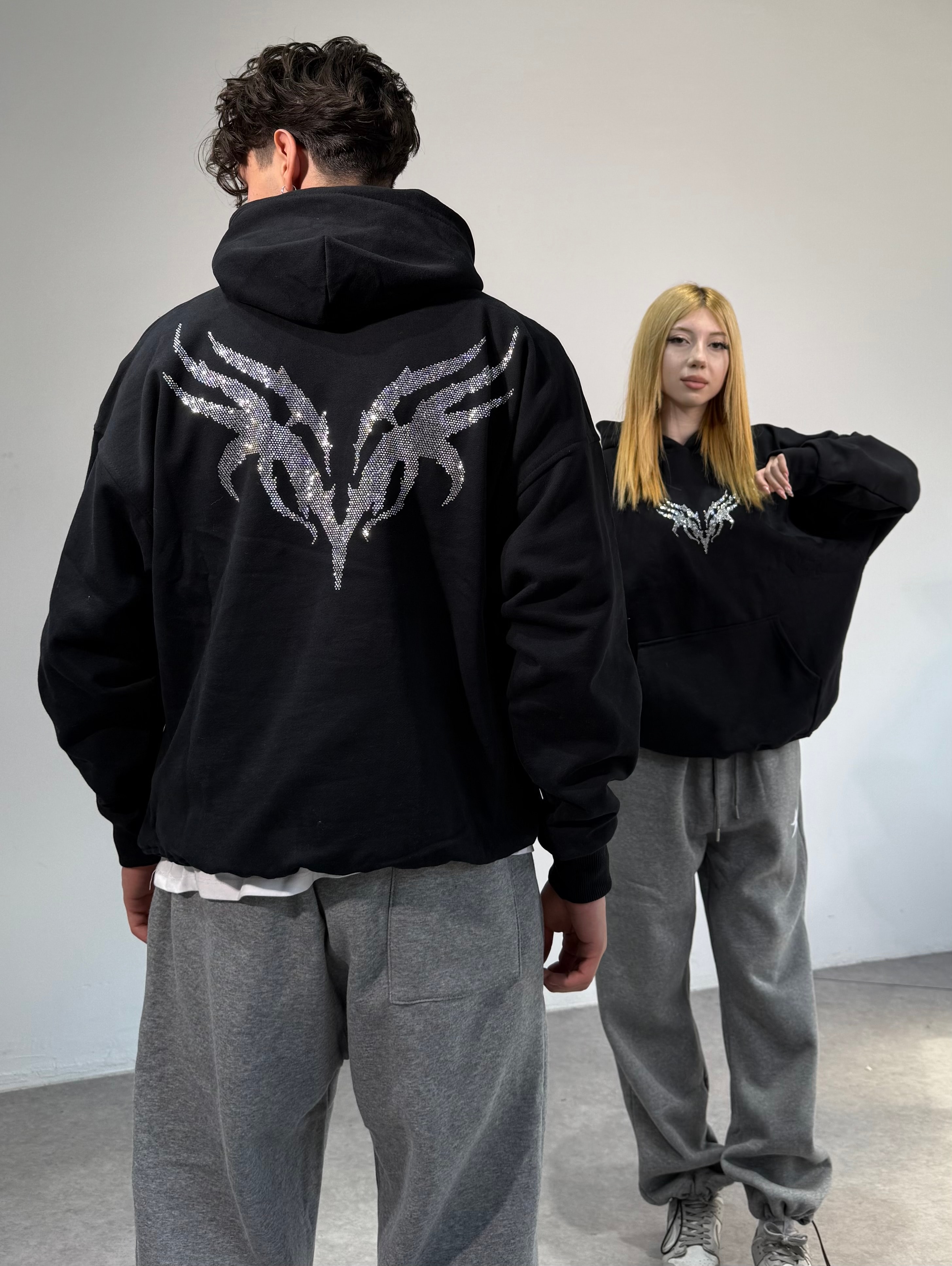VNM Taşlı Oversize Sweatshirt - Siyah