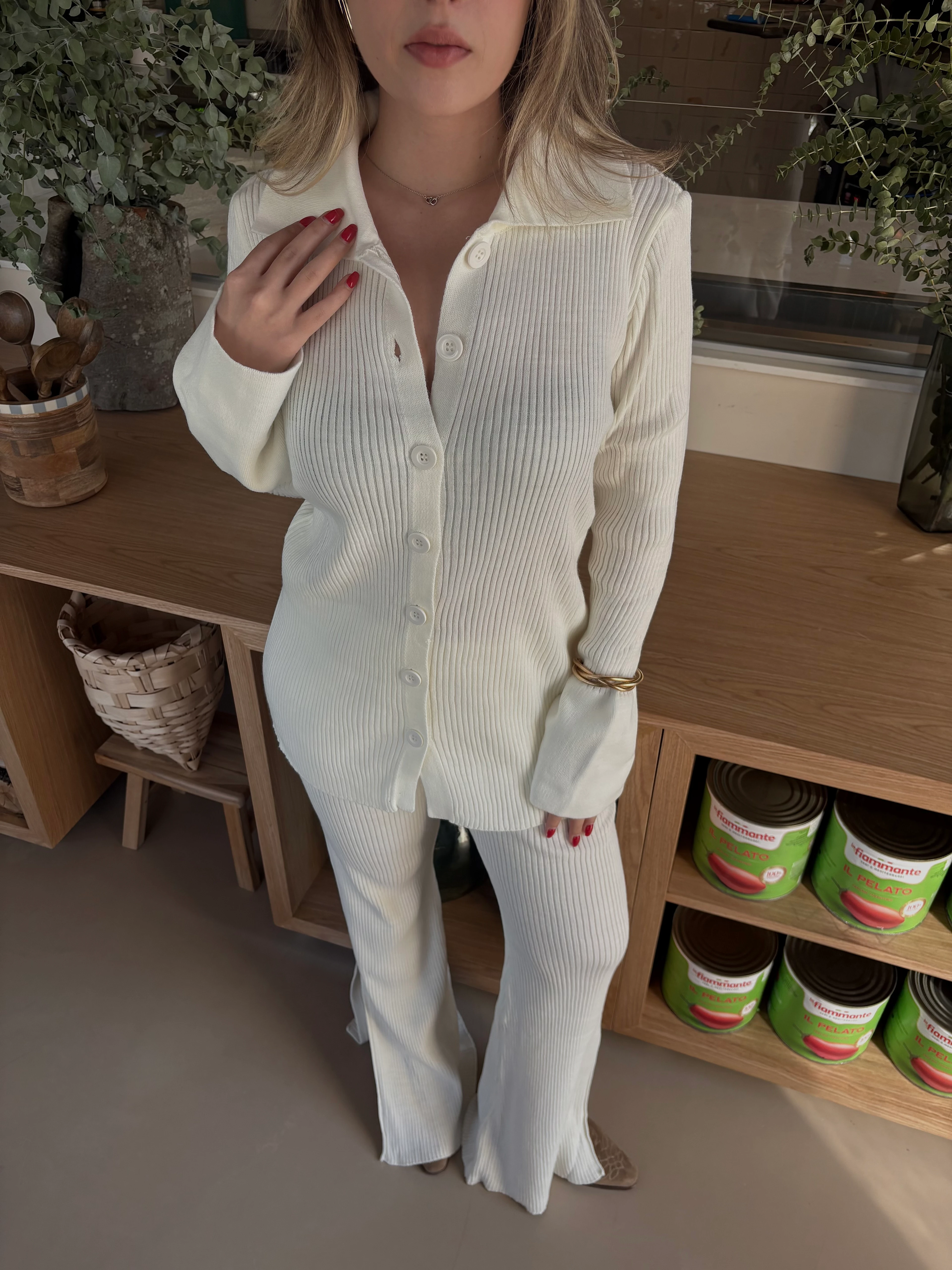 Beyaz Düğmeli Triko Takım 