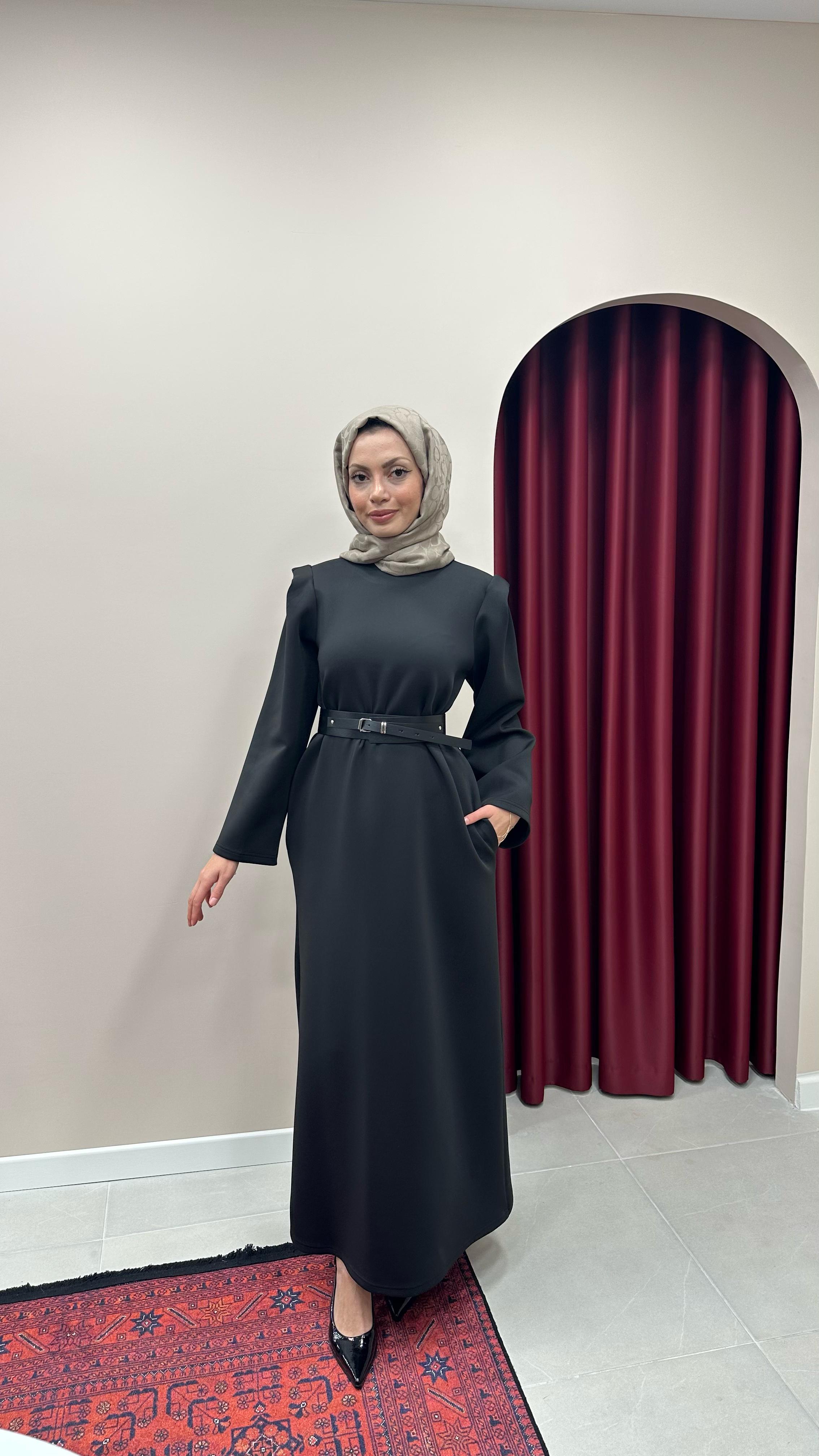 VATKA VE KEMER DETAYLI ELBİSE