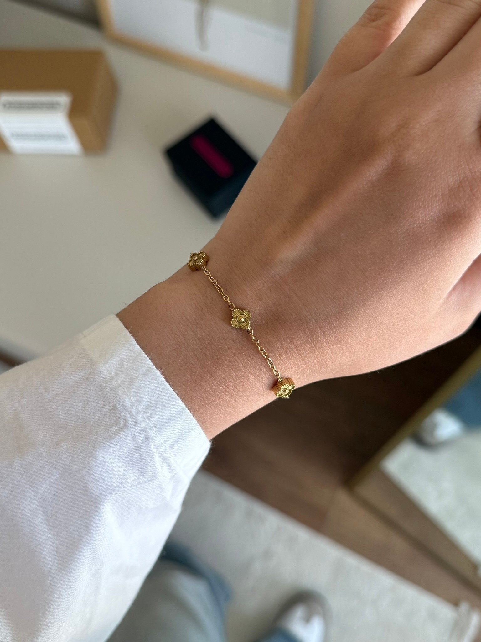 Mini VC Orijinal Model Bileklik Gold