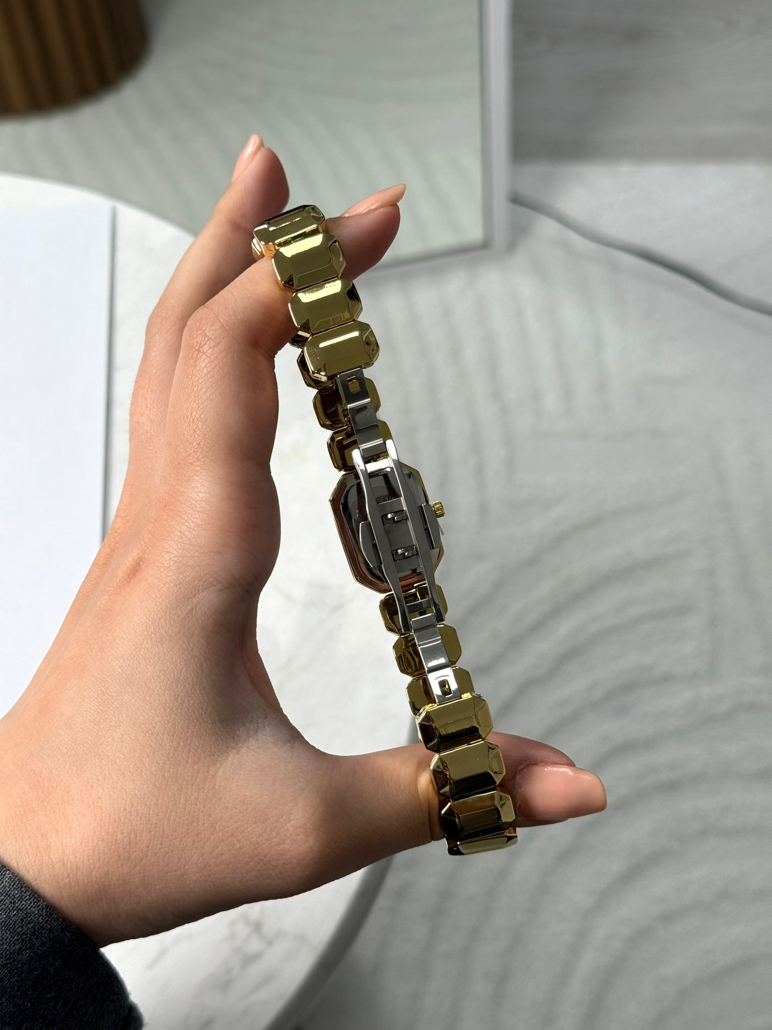 Slyvie Orijinal Model Yeni Sezon Kadın Kol Saati Gold (Beyaz Kadran)