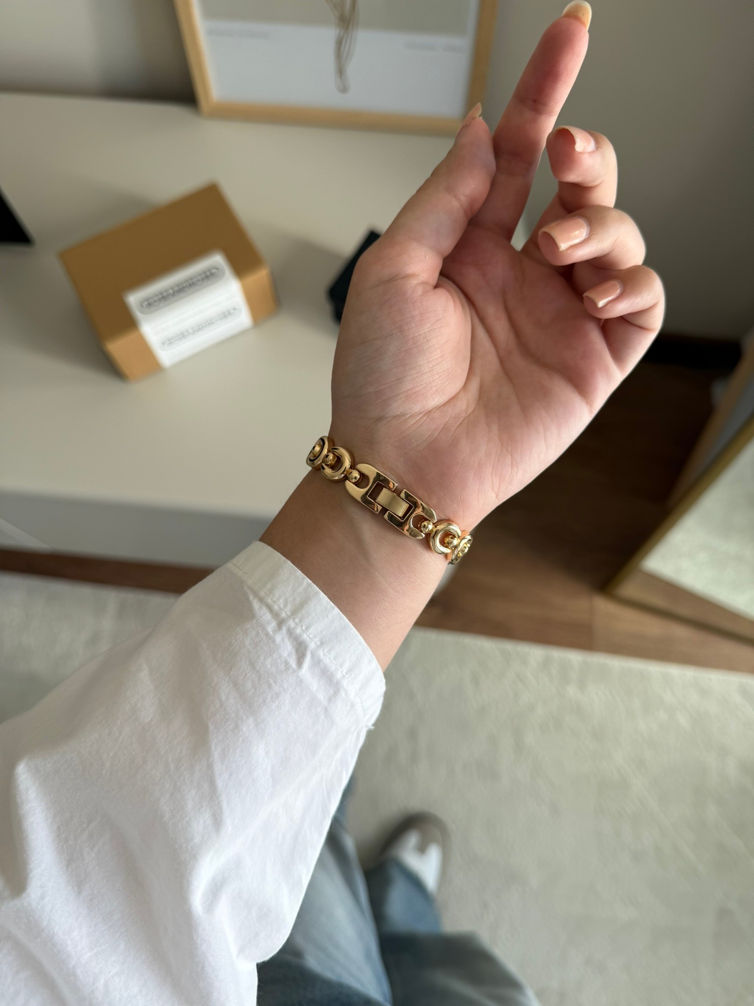 Helix Vintage Model Yeni Sezon Kadın Kol Saati Gold (Beyaz Kadran)