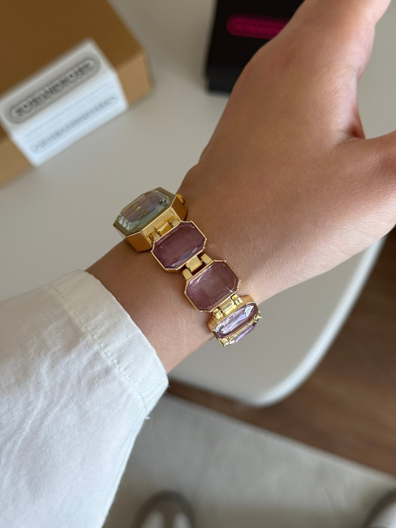 Sw Yeni Model Taşlı Kadın Kol Saati Gold Pembe