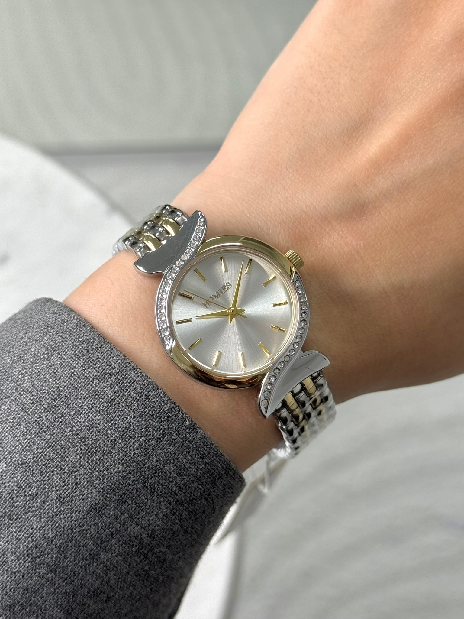 Homies Garantili Premium Kadın Kol Saati Gold-Gümüş (Beyaz Kadran Gümüş Detay) RSHMS-217