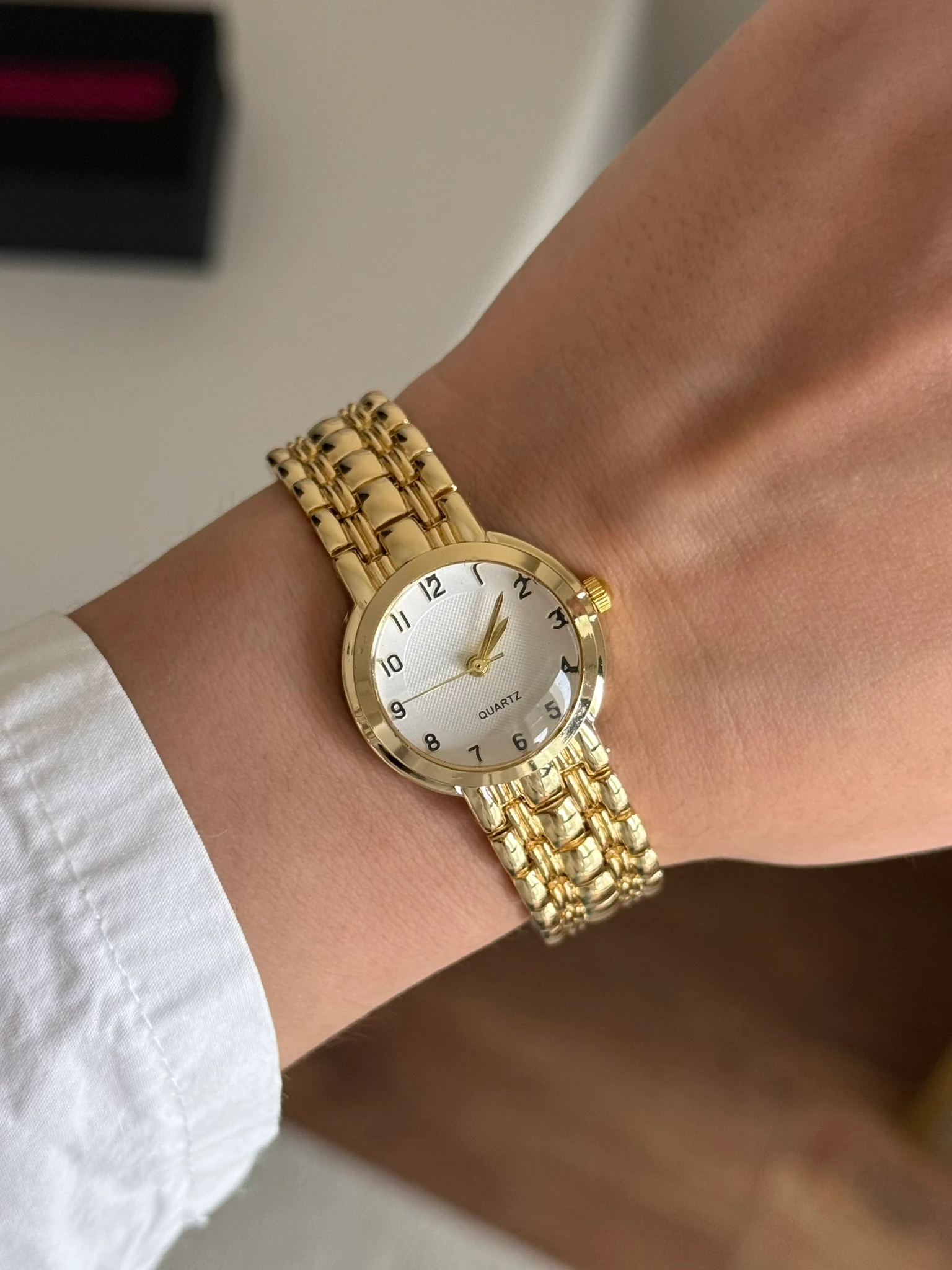 Noriko Basic Tasarım Kadın Kol Saati - Gold-Beyaz Kadran