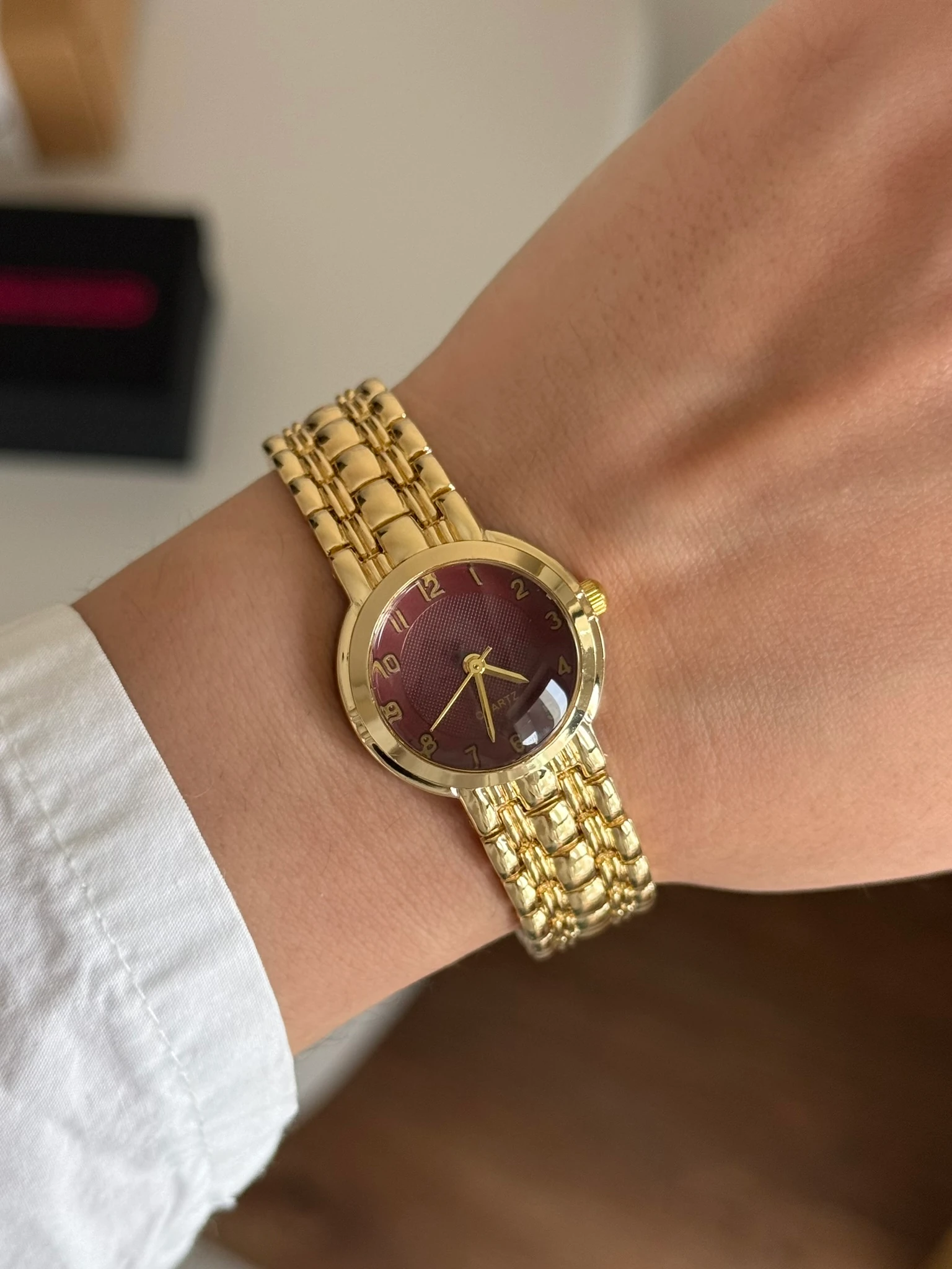 Noriko Basic Tasarım Kadın Kol Saati - Gold-Bordo Kadran