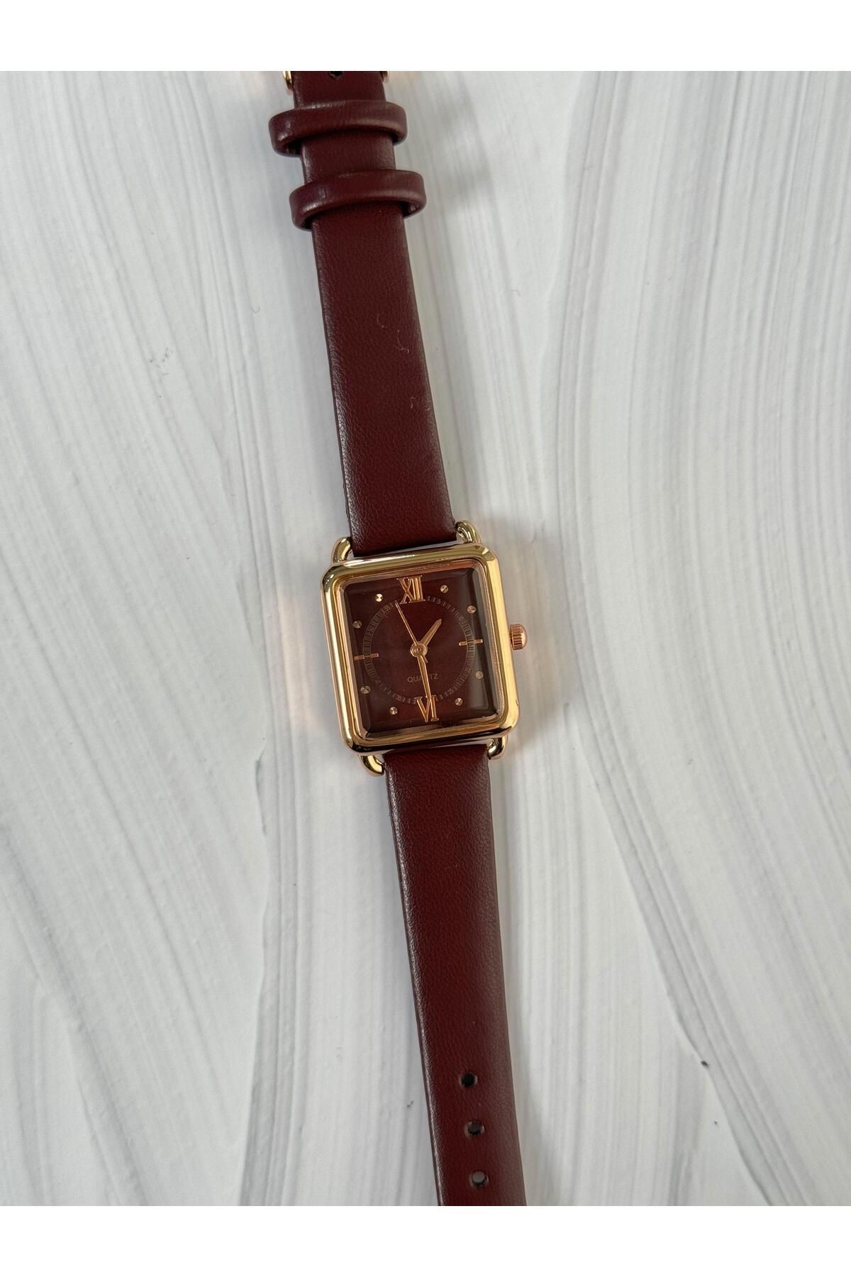 Poloni Özel Seri Kadın Kare Deri Vintage Yeni Sezon Kol Saati Old Money Still (Bordo)