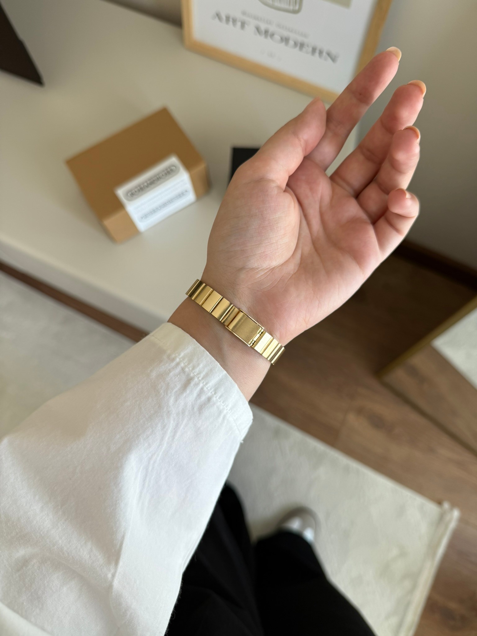 Paul Minimal Blok Kordon Kadın Kol Saati Gold (Beyaz Kadran)