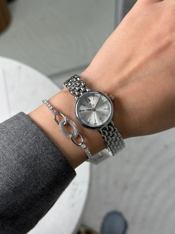 Homies Mekanizma Garantili Özel Kutulu Kadın Kol Saati Gümüş Kordon (Beyaz Kadran)