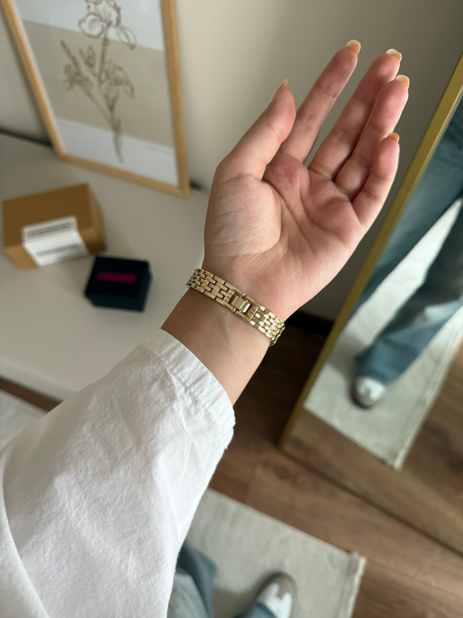 Odelis Kare Kasa Minimal Kadın Kol Saati Gold (Beyaz Kadran)
