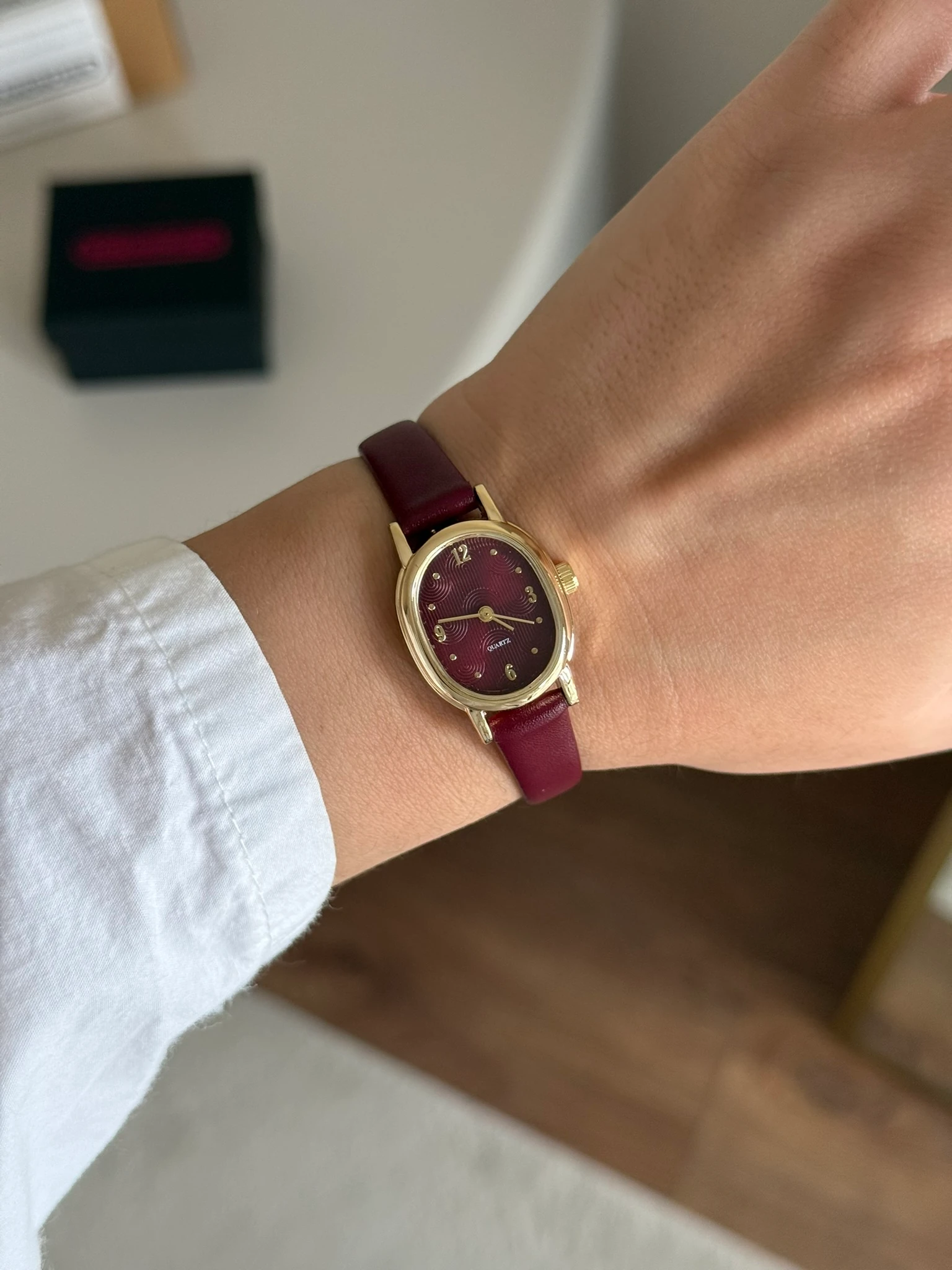 Pabel Minimal Deri Kayış Kadın Kol Saati - Bordo